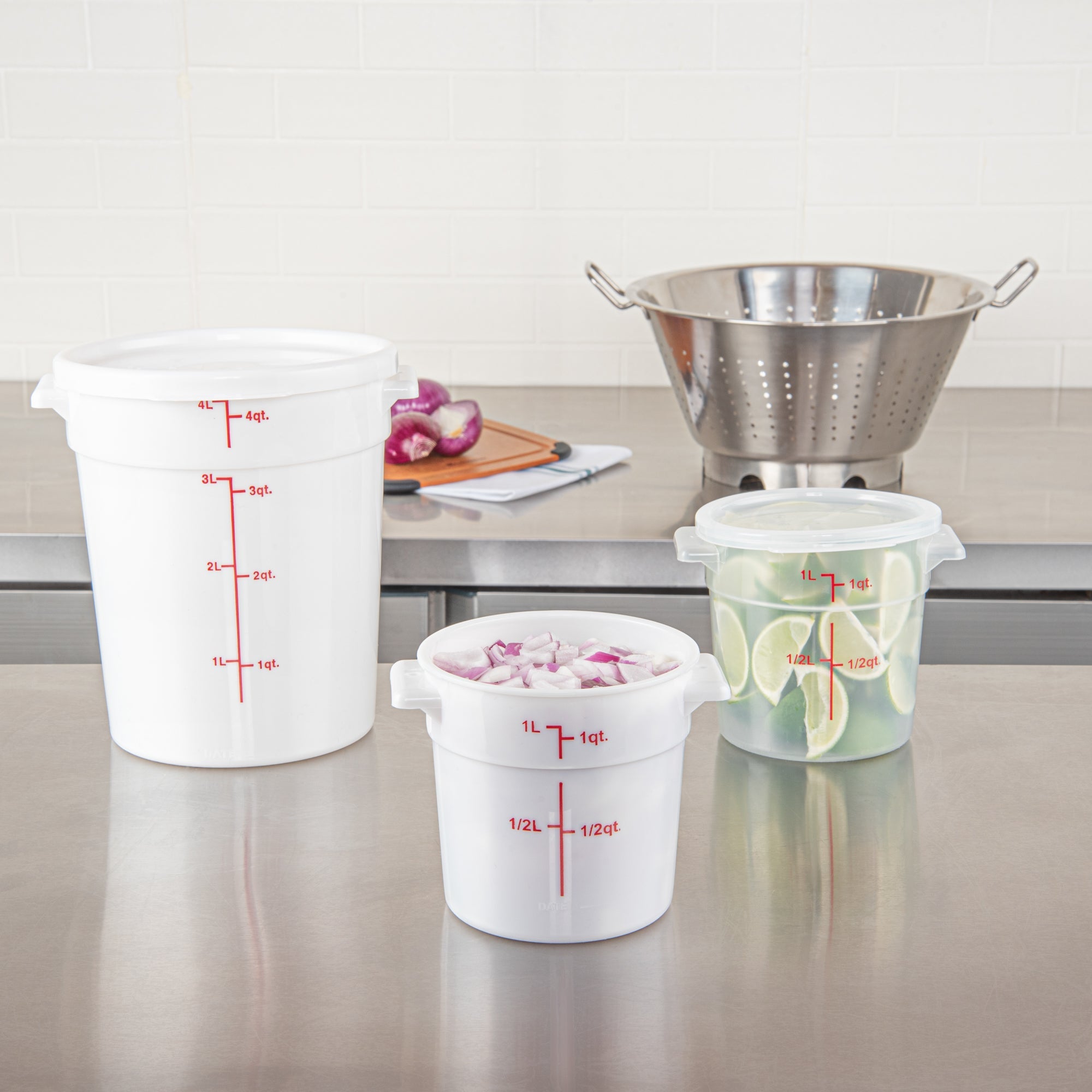 Met Lux 1 qt Round White Plastic Food Storage Container - with Red Volume Markers - 5" x 5" x 5" - 10 count box