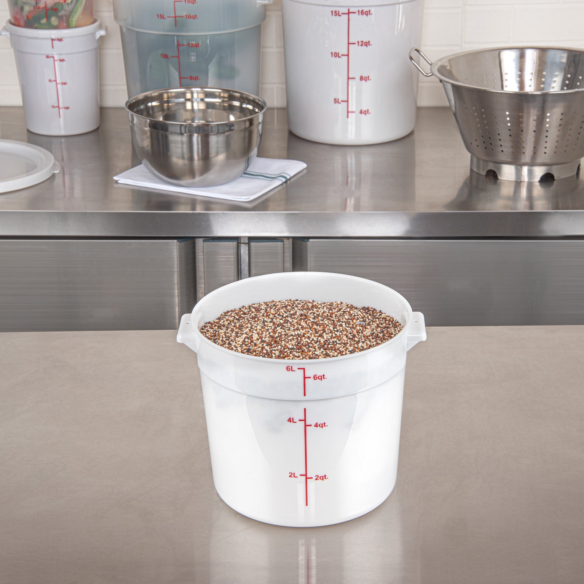 Met Lux 6 qt Round White Plastic Food Storage Container - with Red Volume Markers - 8 3/4" x 8 3/4" x 7 3/4" - 10 count box