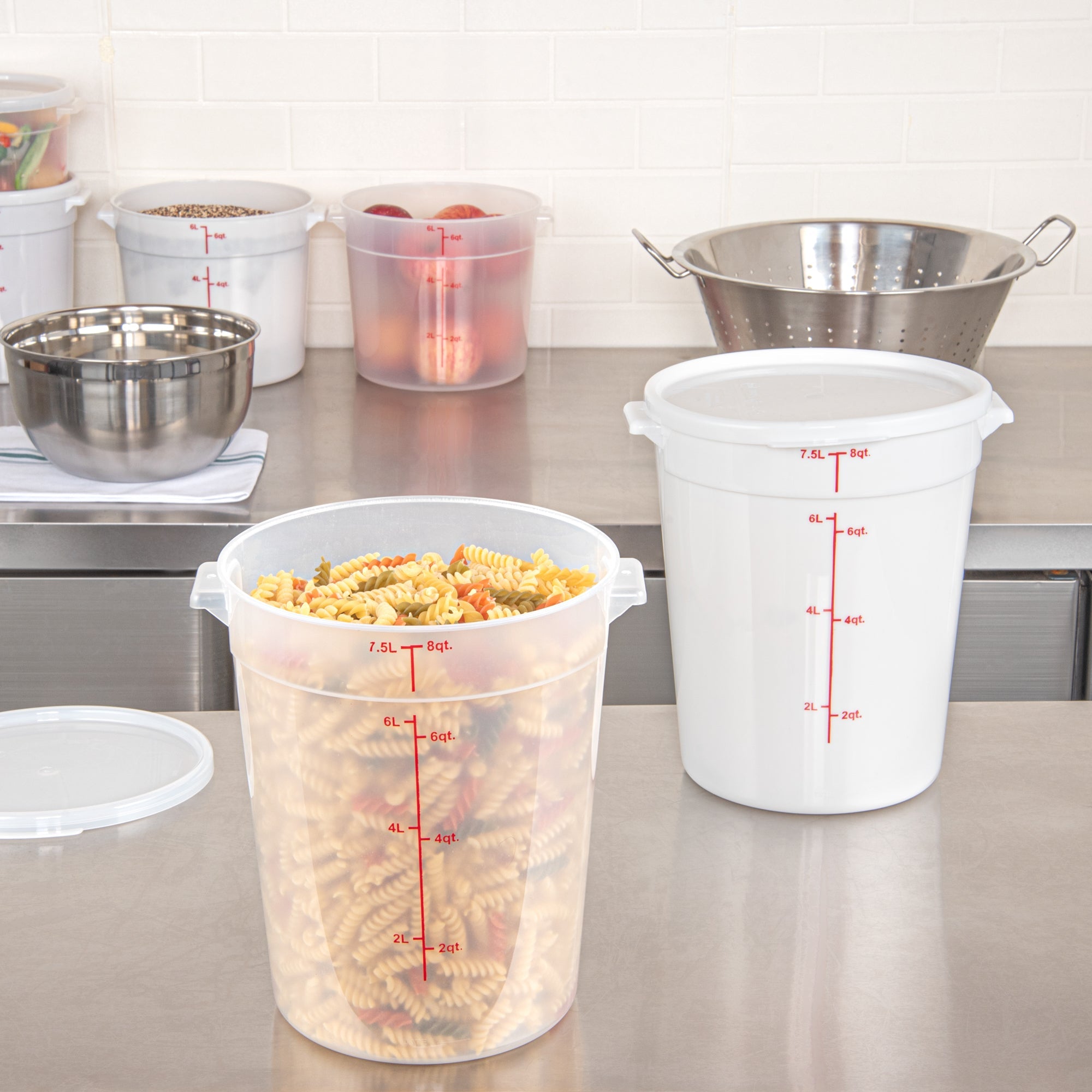 Met Lux 8 qt Round Translucent Plastic Food Storage Container - with Red Volume Markers - 8 3/4" x 8 3/4" x 10 3/4" - 1 count box