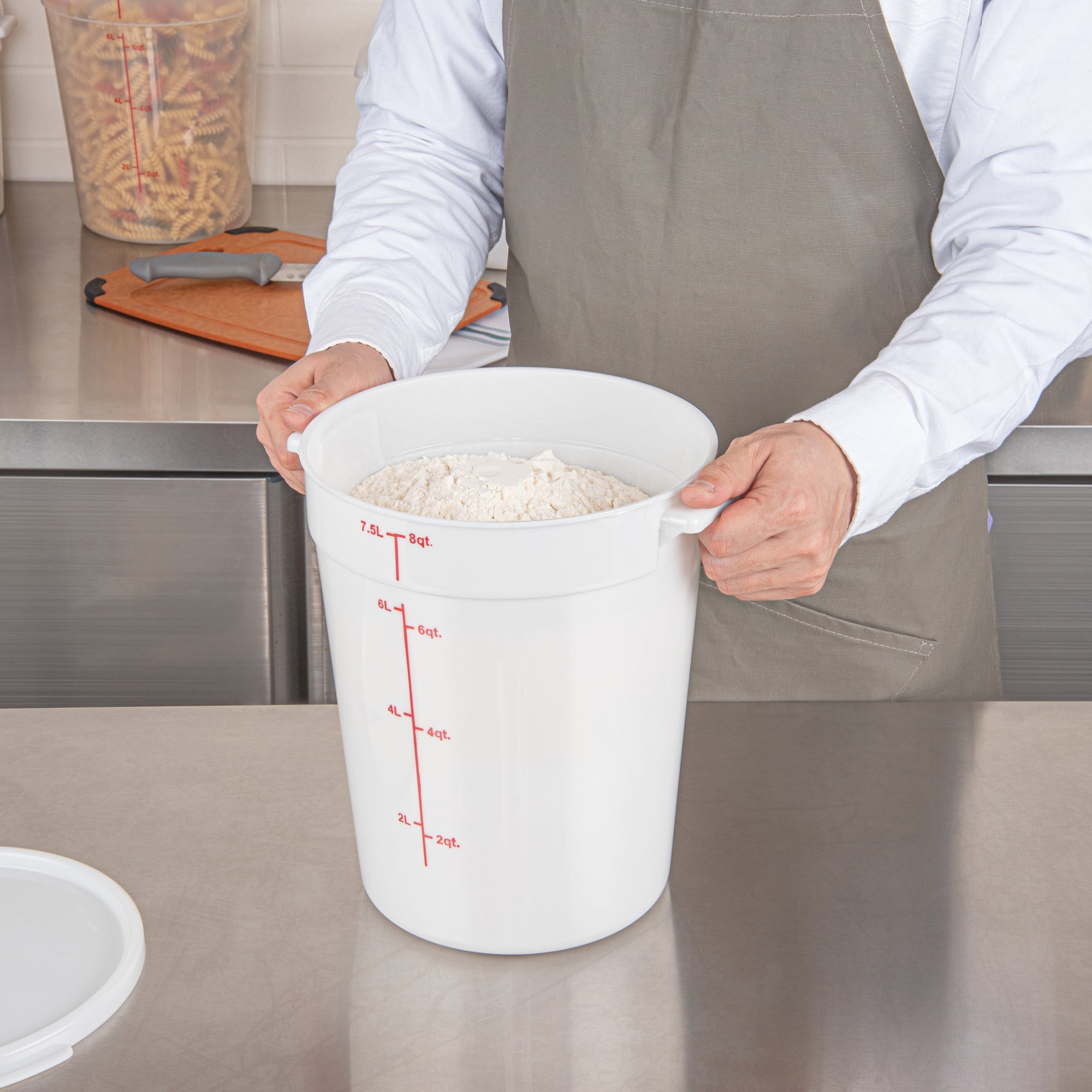 Met Lux 8 qt Round White Plastic Food Storage Container - with Red Volume Markers - 8 3/4" x 8 3/4" x 10 3/4" - 10 count box