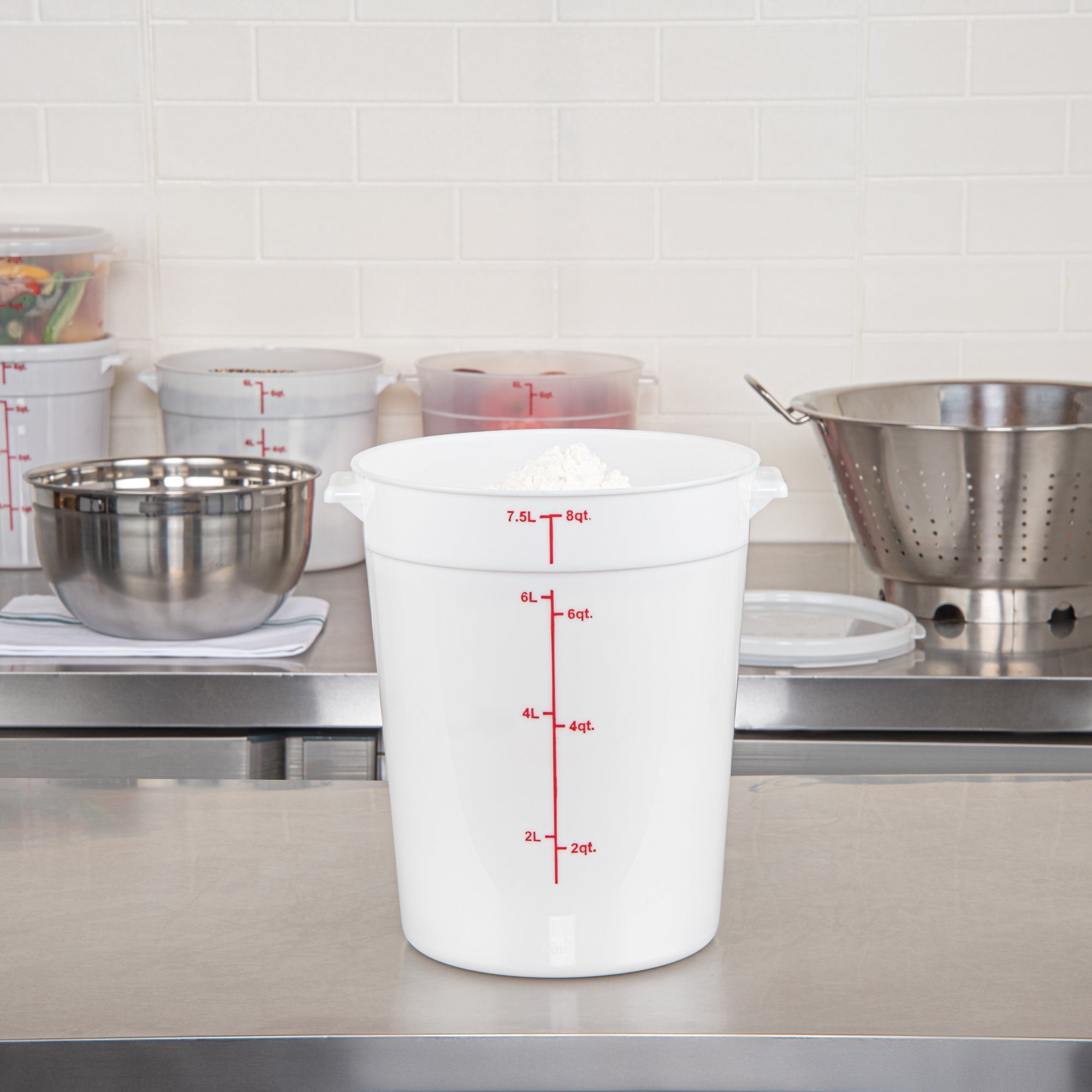 Met Lux 8 qt Round White Plastic Food Storage Container - with Red Volume Markers - 8 3/4" x 8 3/4" x 10 3/4" - 10 count box