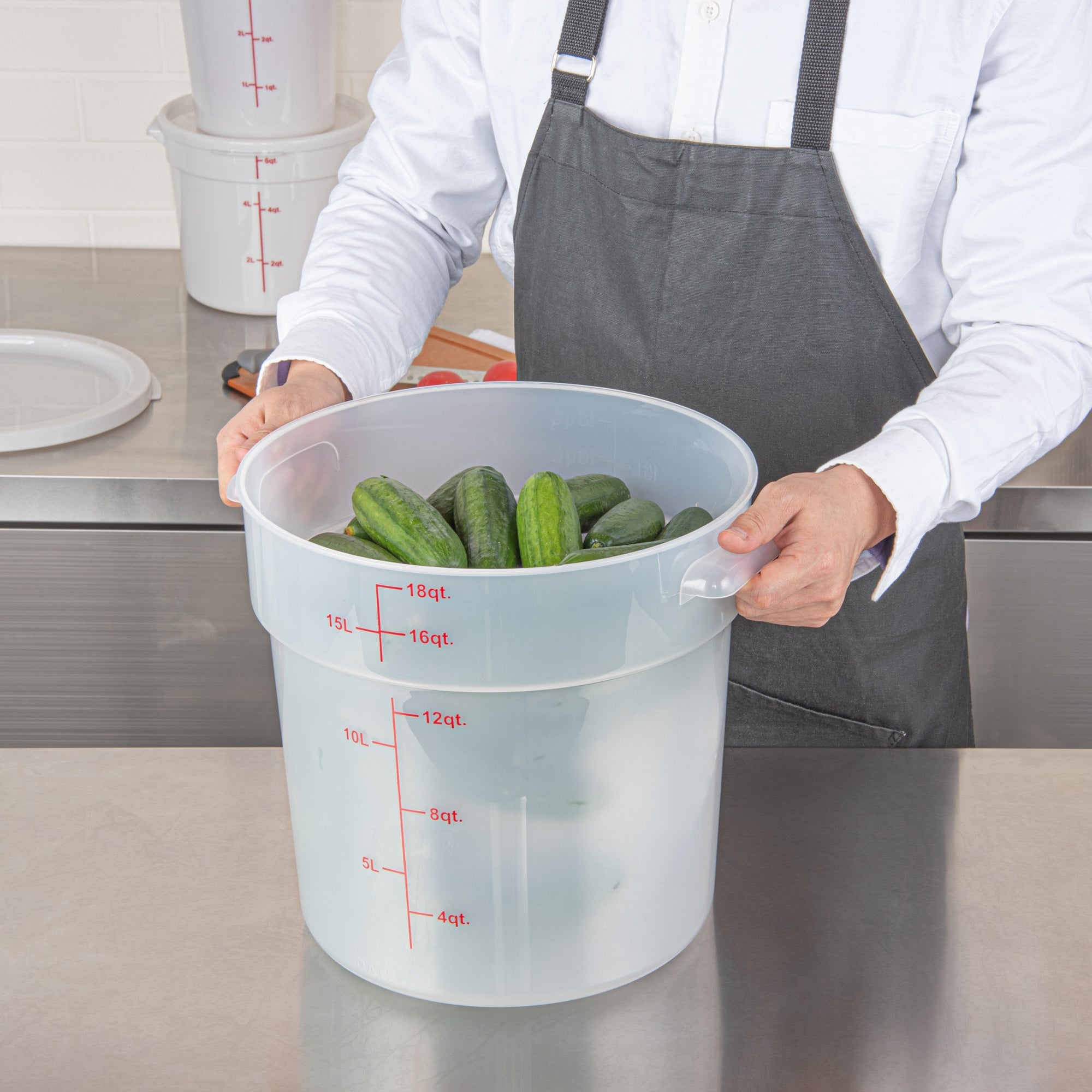 Met Lux 18 qt Round Translucent Plastic Food Storage Container - with Red Volume Markers - 12 1/4" x 12 1/4" x 12" - 1 count box