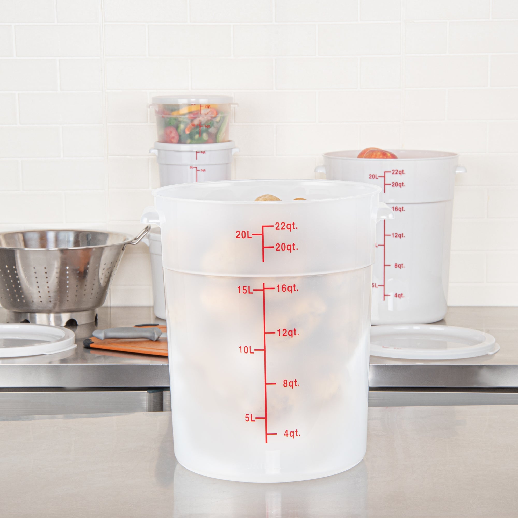 Met Lux 22 qt Round Translucent Plastic Food Storage Container - with Red Volume Markers - 12 1/4" x 12 1/4" x 15" - 10 count box