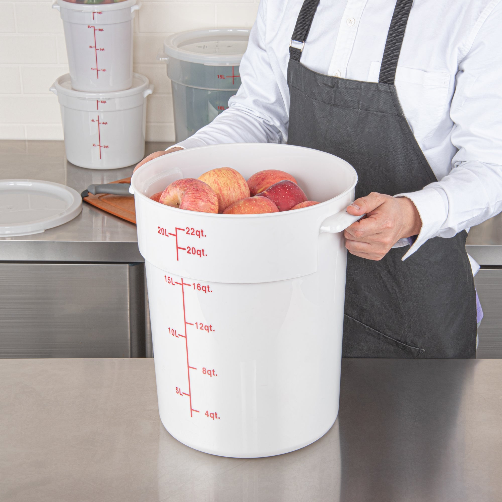 Met Lux 22 qt Round White Plastic Food Storage Container - with Red Volume Markers - 12 1/4" x 12 1/4" x 15" - 1 count box