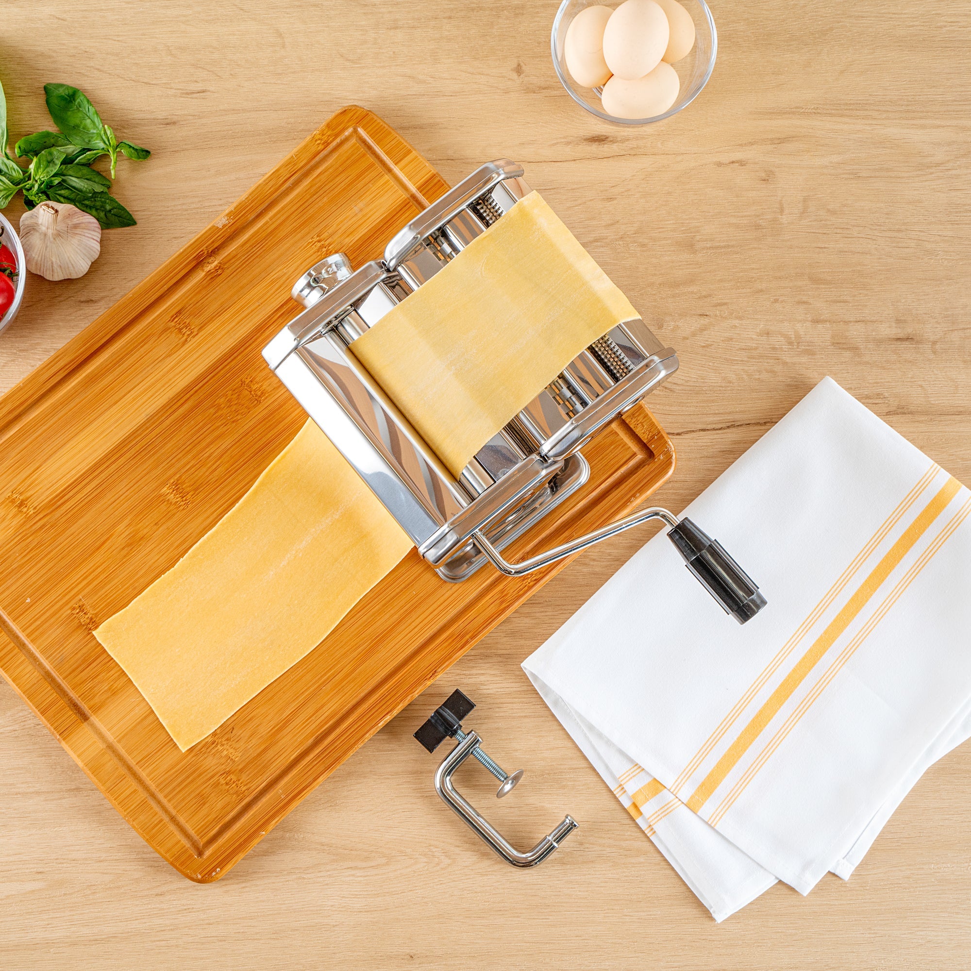Met Lux Stainless Steel Manual Pasta Machine - 9 Adjustable Thickness Settings, with 2 Cutting Attachments - 1 count box