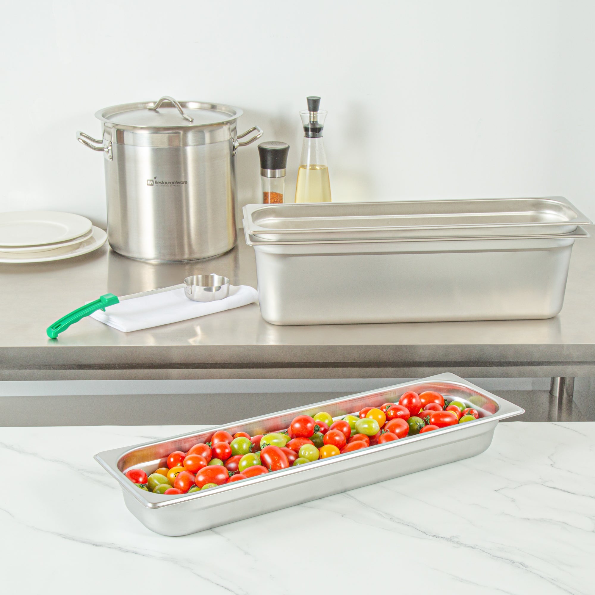 Kitchen Tek Stainless Steel 1/2 Size Long Steam Table Pan - 2 1/2 Inch Deep, Anti Jam, 24 Gauge - 6 count box