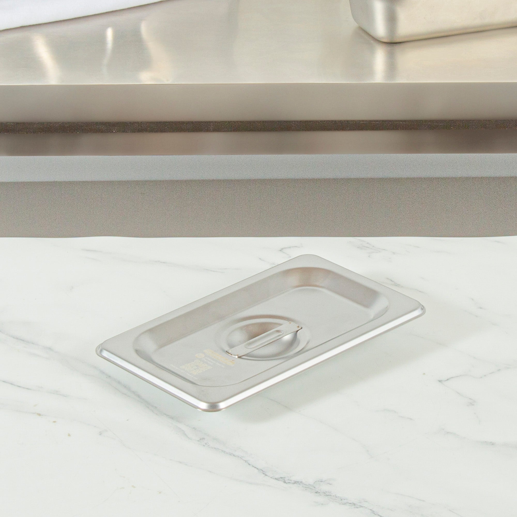 Kitchen Tek Stainless Steel Lid - Fits 1/9 Size Steam Table Pan - 1 count box