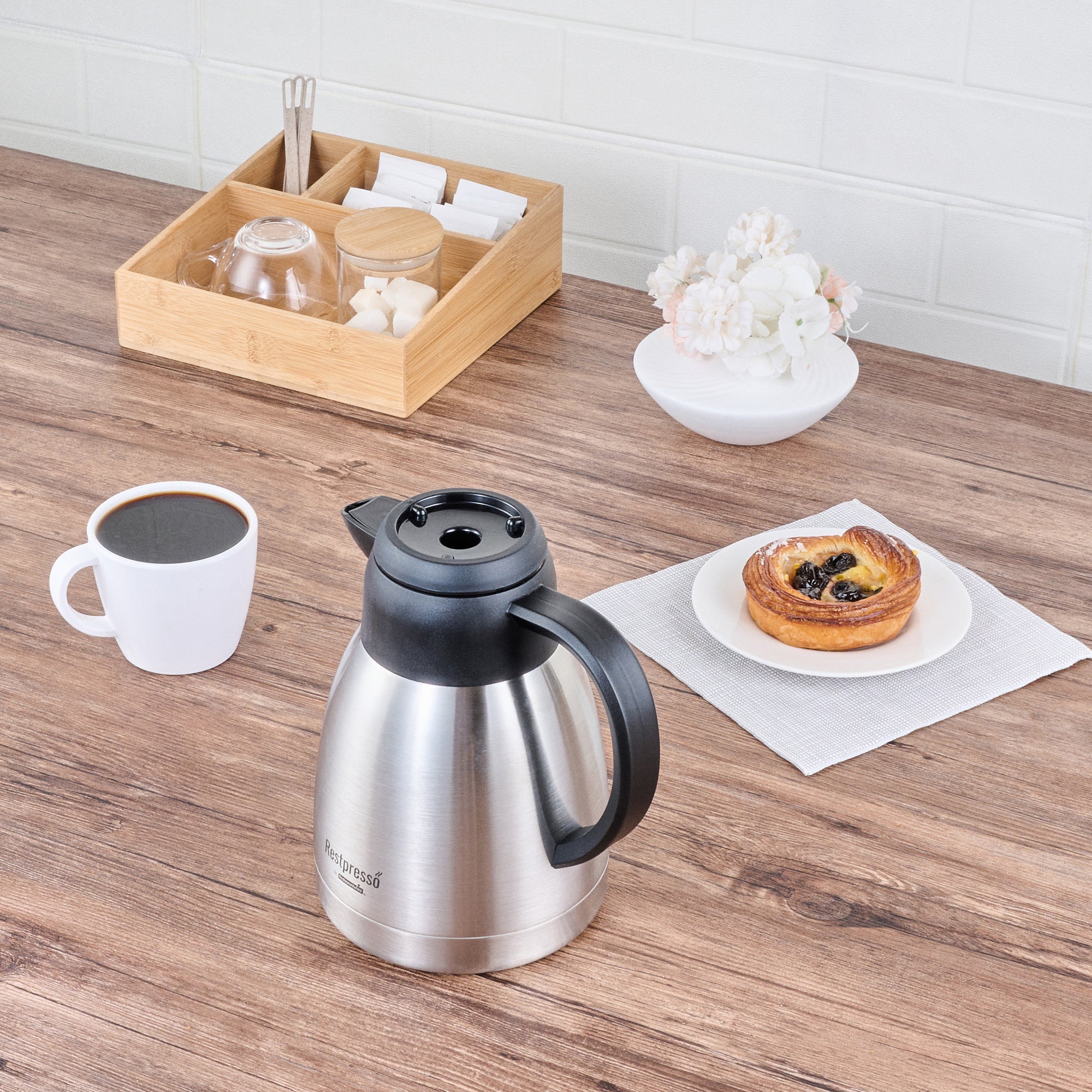Restpresso 34 oz Insulated Coffee Carafe / Server - with Regular and Decaf Brew Thru Lids - 7 3/4" x 5 1/2" x 7" - 1 count box