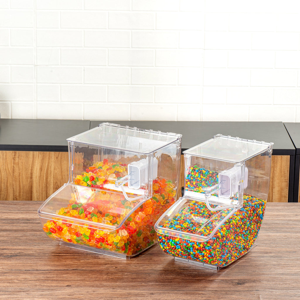 Met Lux 5.25 Gal Clear Plastic Topping Bin - 80 Cup, with Scoop - 16" x 11 3/4" x 13" - 1 count box