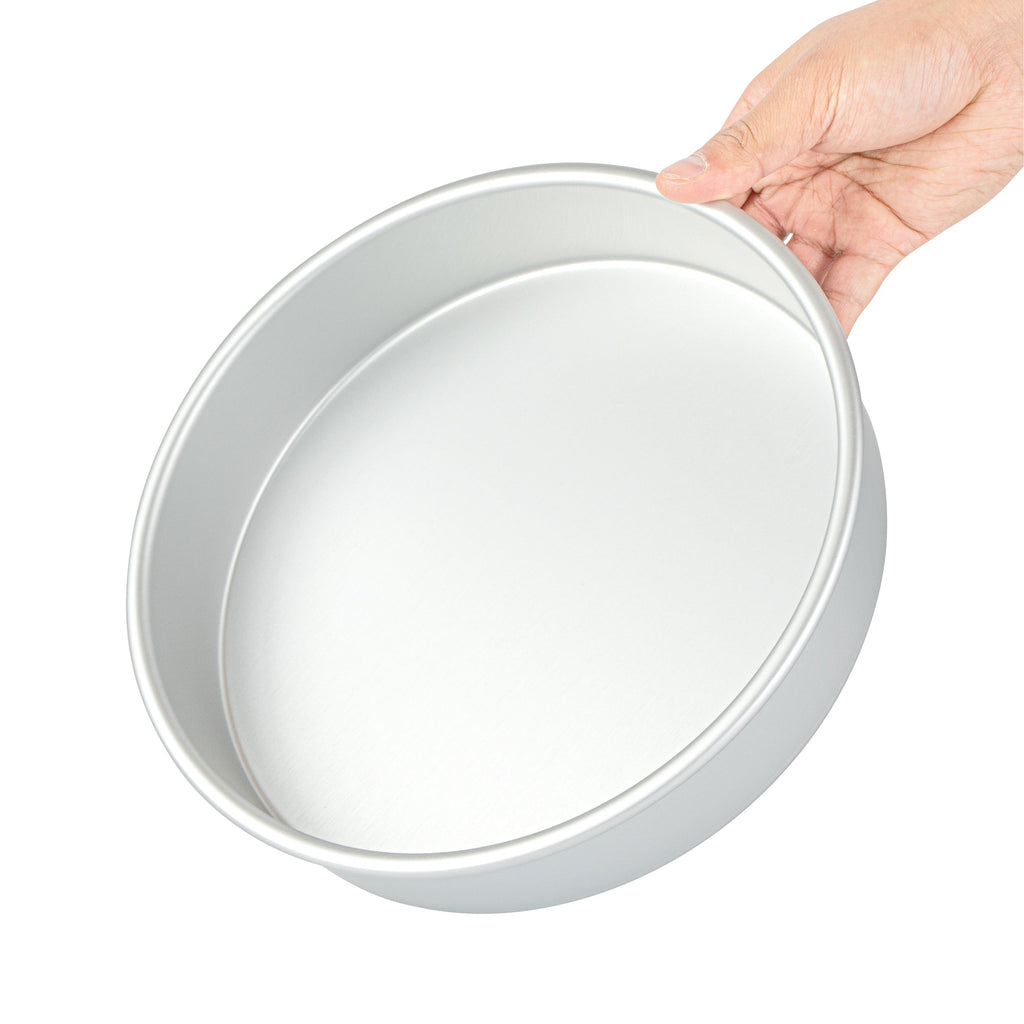 Met Lux Round Aluminum Straight-Sided Cake Pan - 9" x 9" x 2" - 1 count box