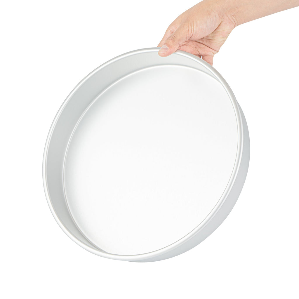 Met Lux Round Aluminum Straight-Sided Cake Pan - 12" x 12" x 2" - 12 count box