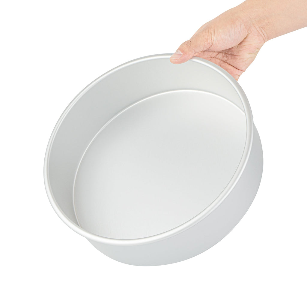 Met Lux Round Aluminum Straight-Sided Cake Pan - 10" x 10" x 3" - 1 count box