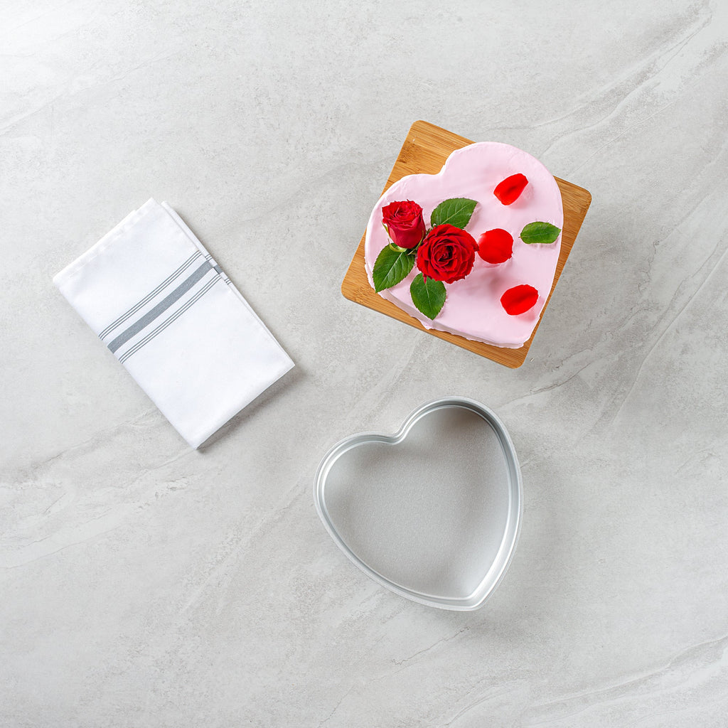 Met Lux Heart Aluminum Cake Pan - 8" x 8" x 2" - 1 count box