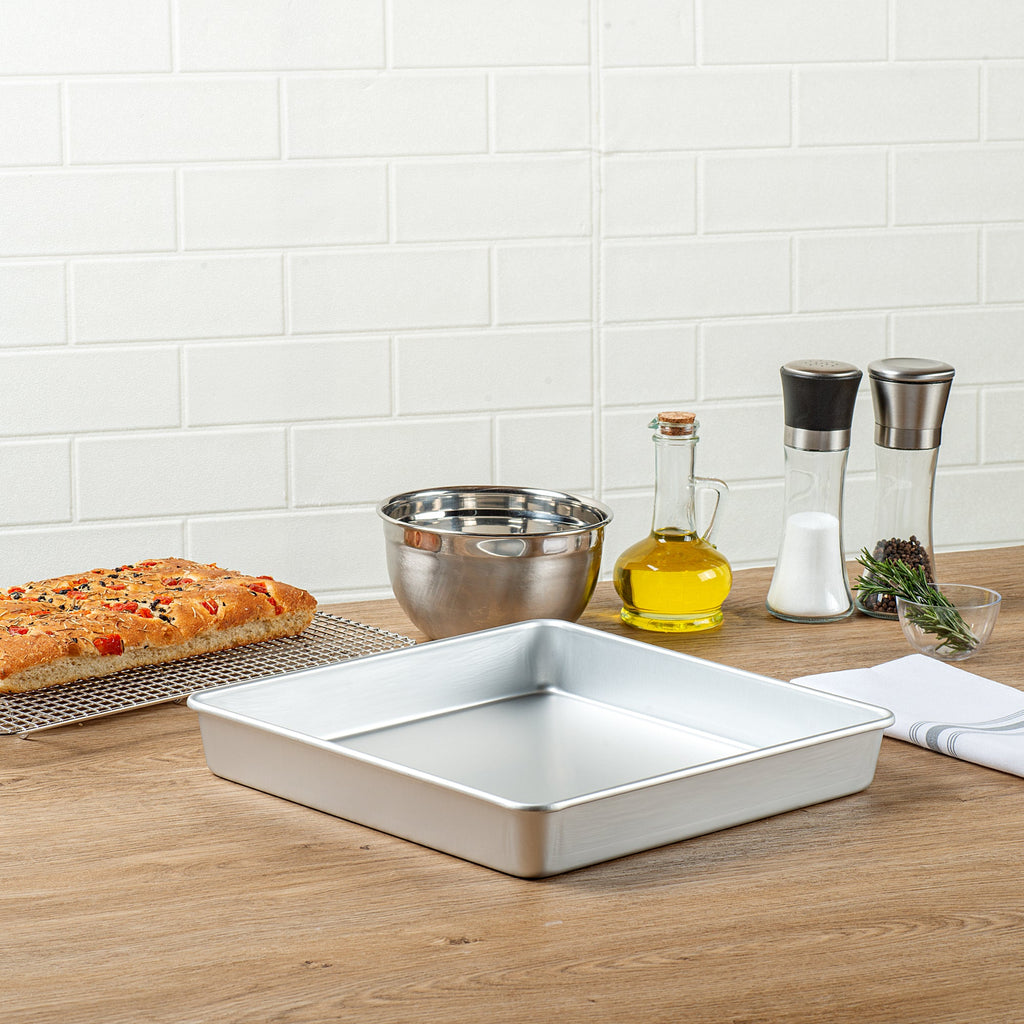 Met Lux Square Aluminum Cake Pan - 12" x 12" x 2" - 1 count box