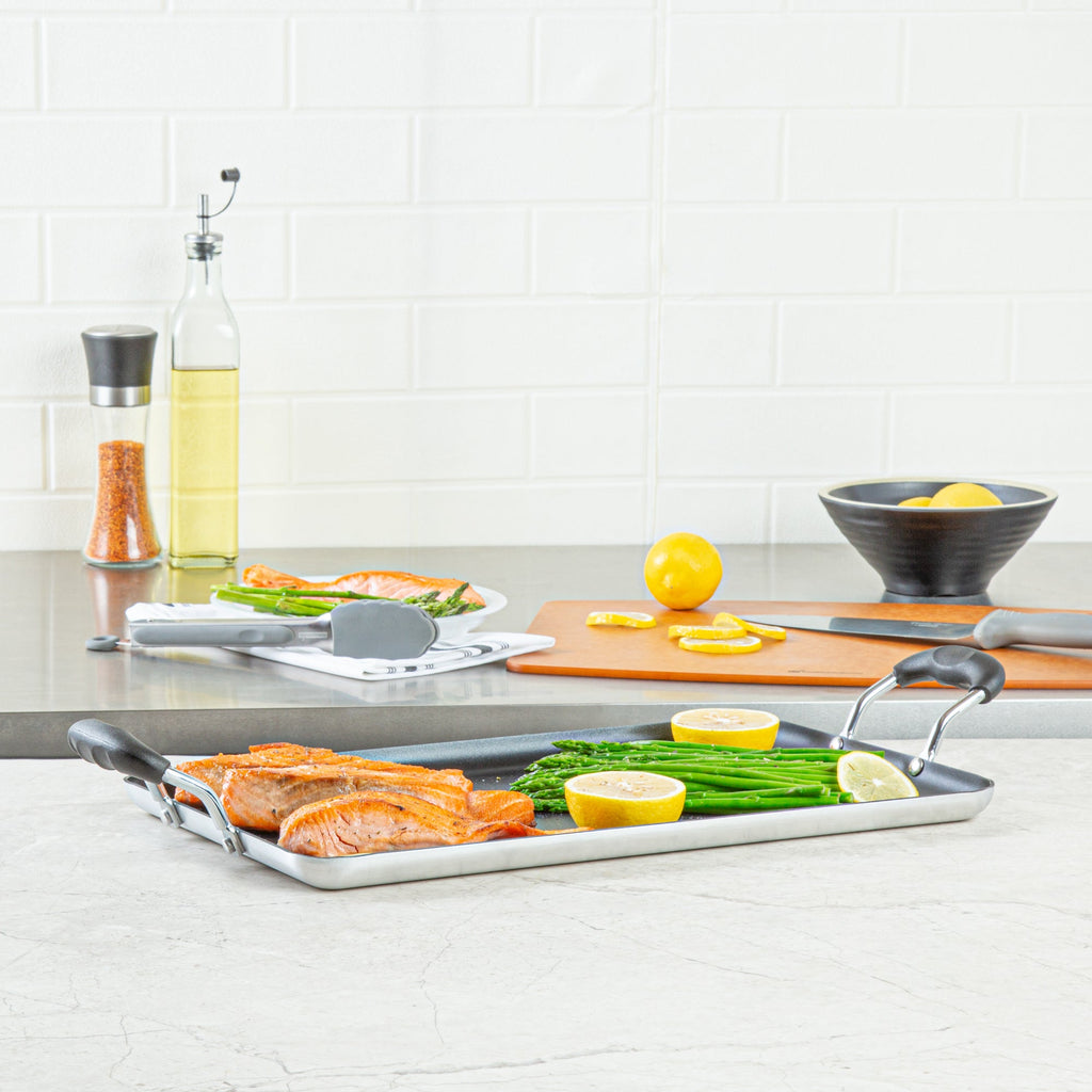 Met Lux Aluminum Double Burner Griddle - Non-Stick, with Bakelite Handles - 16 1/2" x 10 1/2" - 1 count box