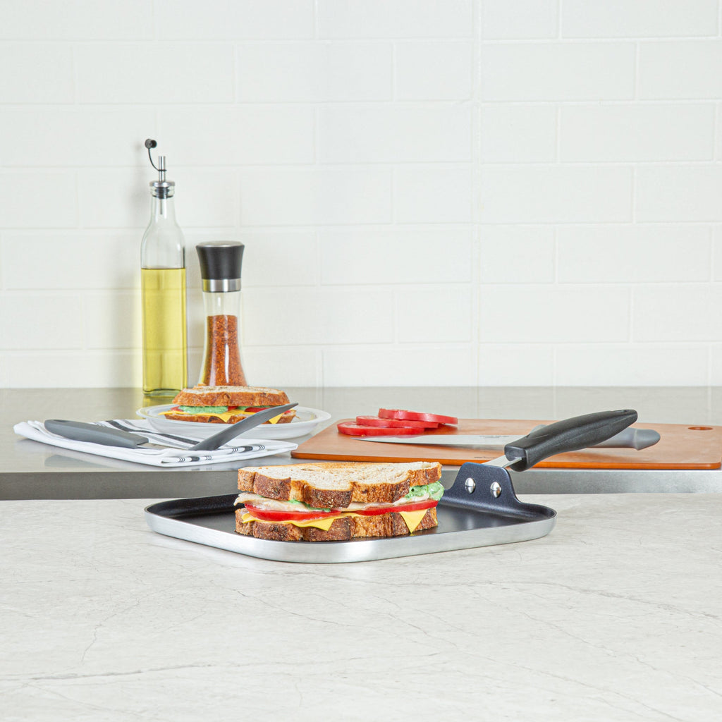 Met Lux Square Aluminum Griddle - Non-Stick, with Bakelite Handles - 11" - 1 count box