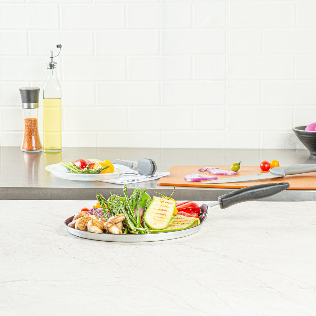 Met Lux Round Aluminum Griddle - Non-Stick, with Bakelite Handles - 10" - 1 count box