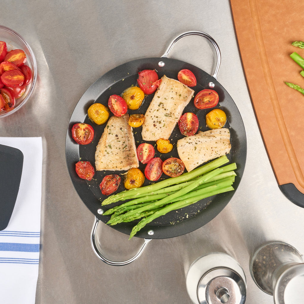 Met Lux Round Carbon Steel Griddle - Non-Stick, with Chrome Handles - 9" - 10 count box
