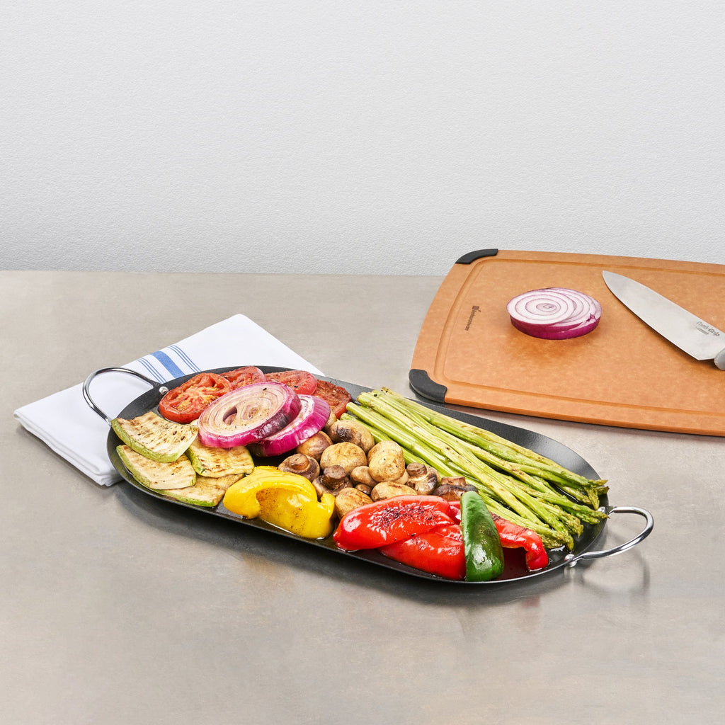 Met Lux Oval Black Carbon Steel Double Burner Griddle - Non-Stick, With Chrome Handles - 17" x 8 3/4" - 10 count box