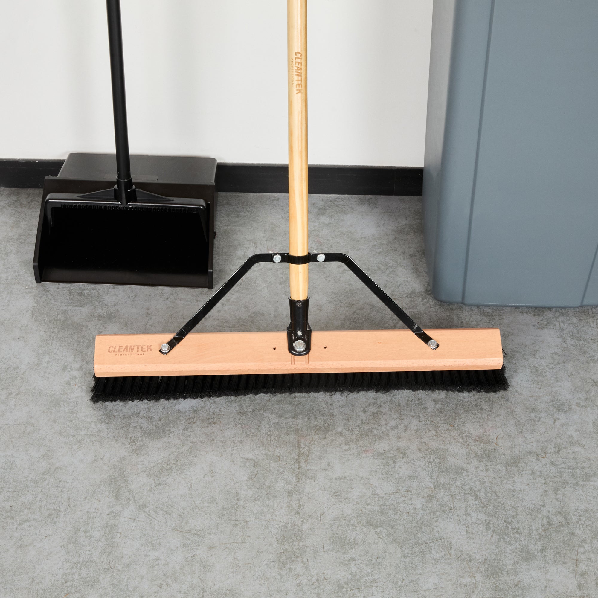 Clean Tek Professional 24" Hardwood Contractor / Push Broom Head - with Fine Flagged Bristles - 1 count box