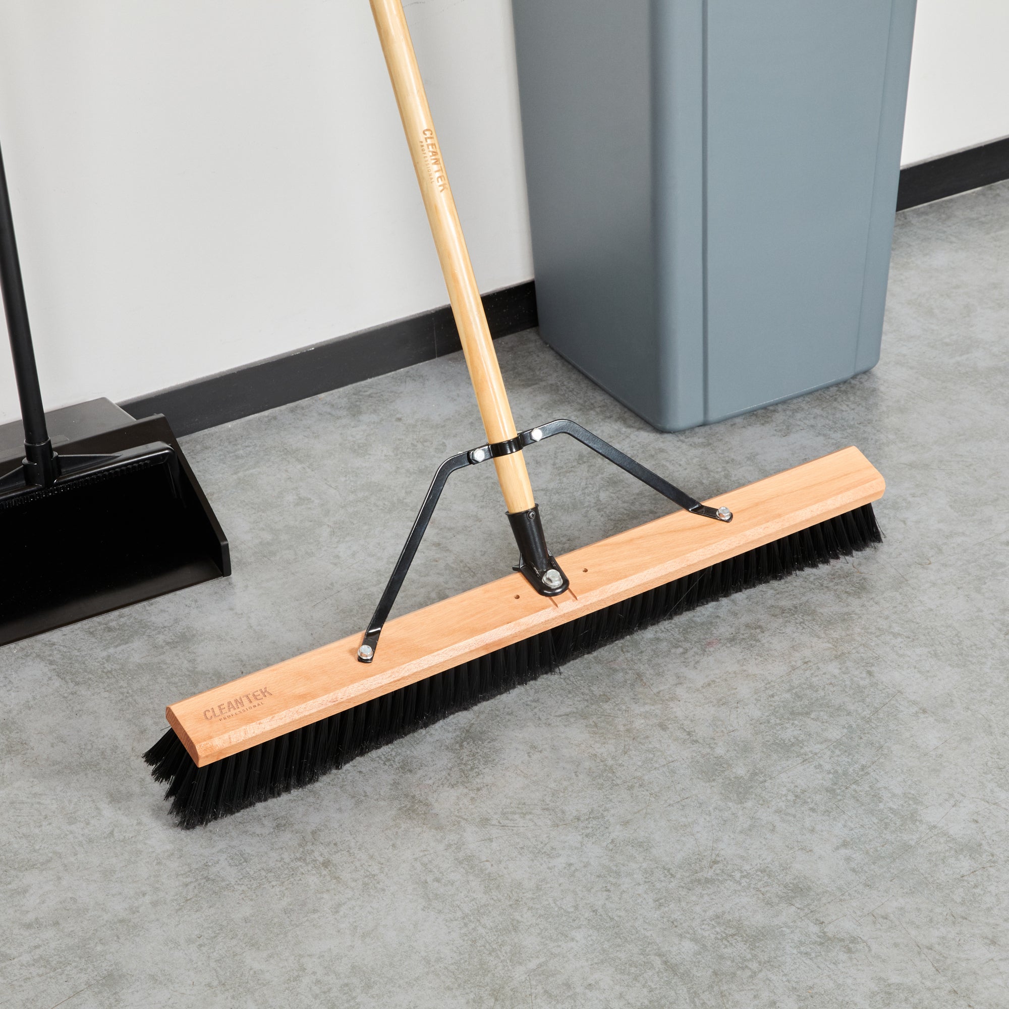 Clean Tek Professional 30" Hardwood Contractor / Push Broom Head - with Fine Flagged Bristles - 1 count box