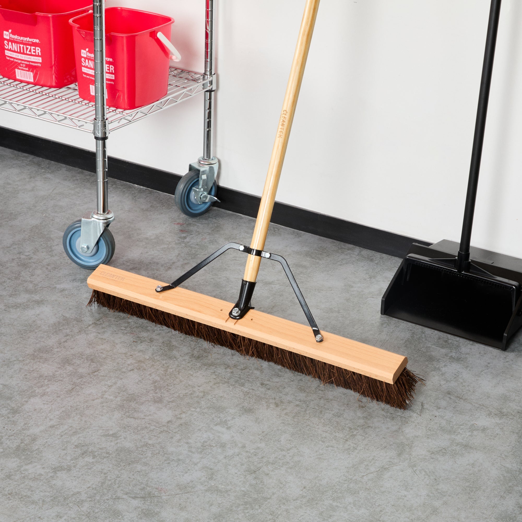 Clean Tek Professional 30" Hardwood Garage / Push Broom Head - with Palmyra Unflagged Bristles - 1 count box