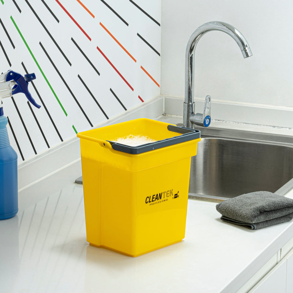 Clean Tek Professional 4 Qt Yellow Cleaning Bucket - 7" x 6 1/4" x 8 1/2" - 1 count box