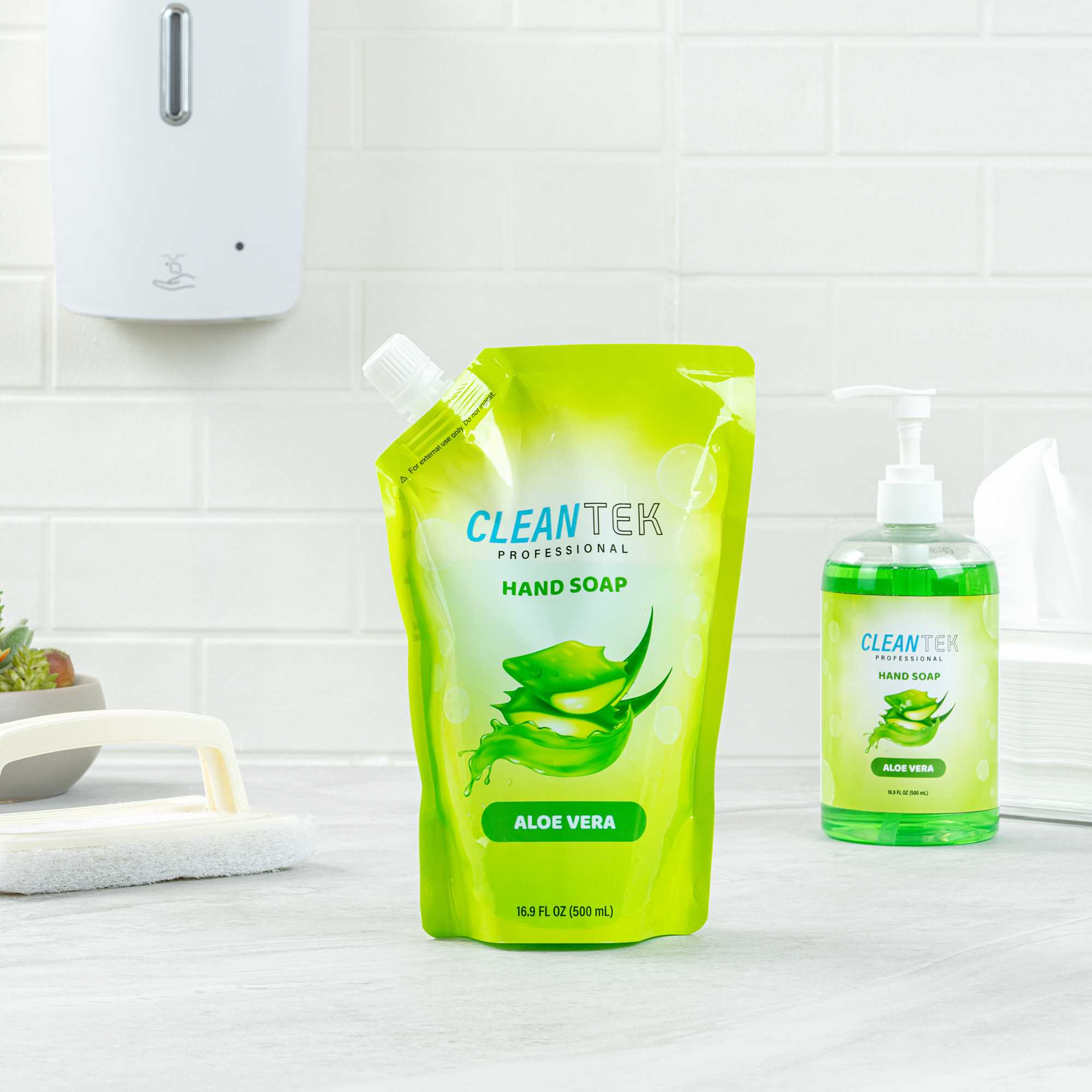 Clean Tek Professional 16.9 fl. oz Liquid Hand Soap Refill - Aloe Vera - 24 count box