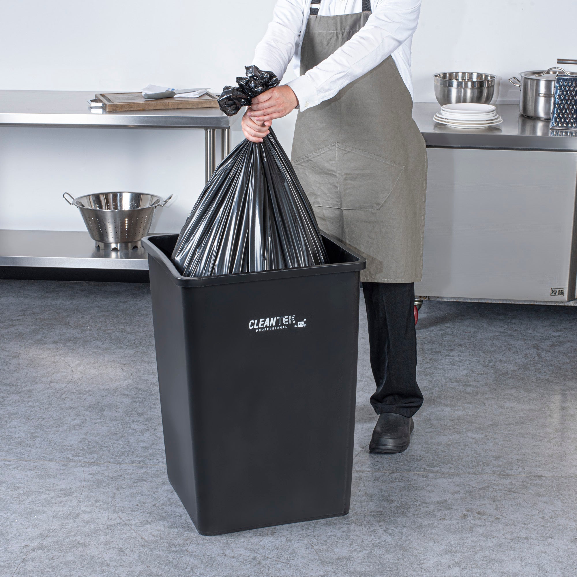 Clean Tek Professional 35 gal Square Black Plastic Trash Can - 19 1/2" x 19 1/2" x 27 3/4" - 1 count box