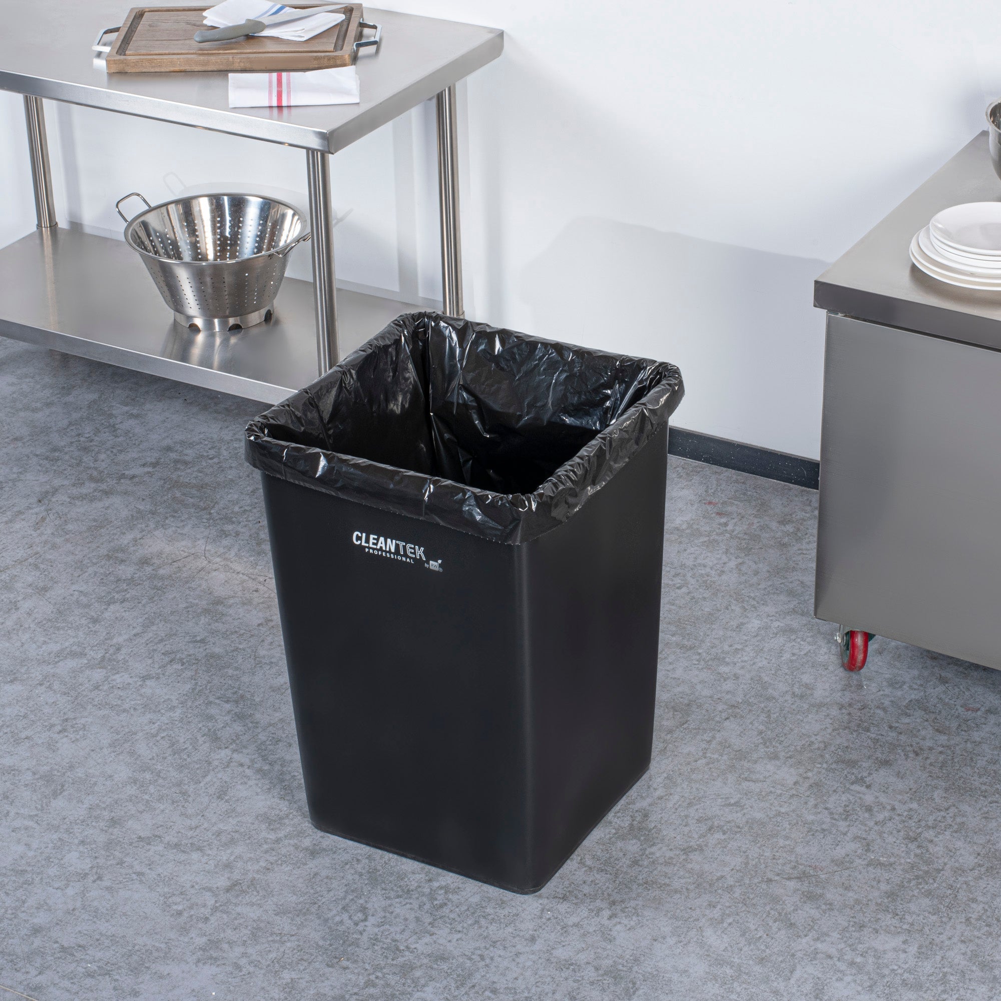 Clean Tek Professional 35 gal Square Black Plastic Trash Can - 19 1/2" x 19 1/2" x 27 3/4" - 1 count box