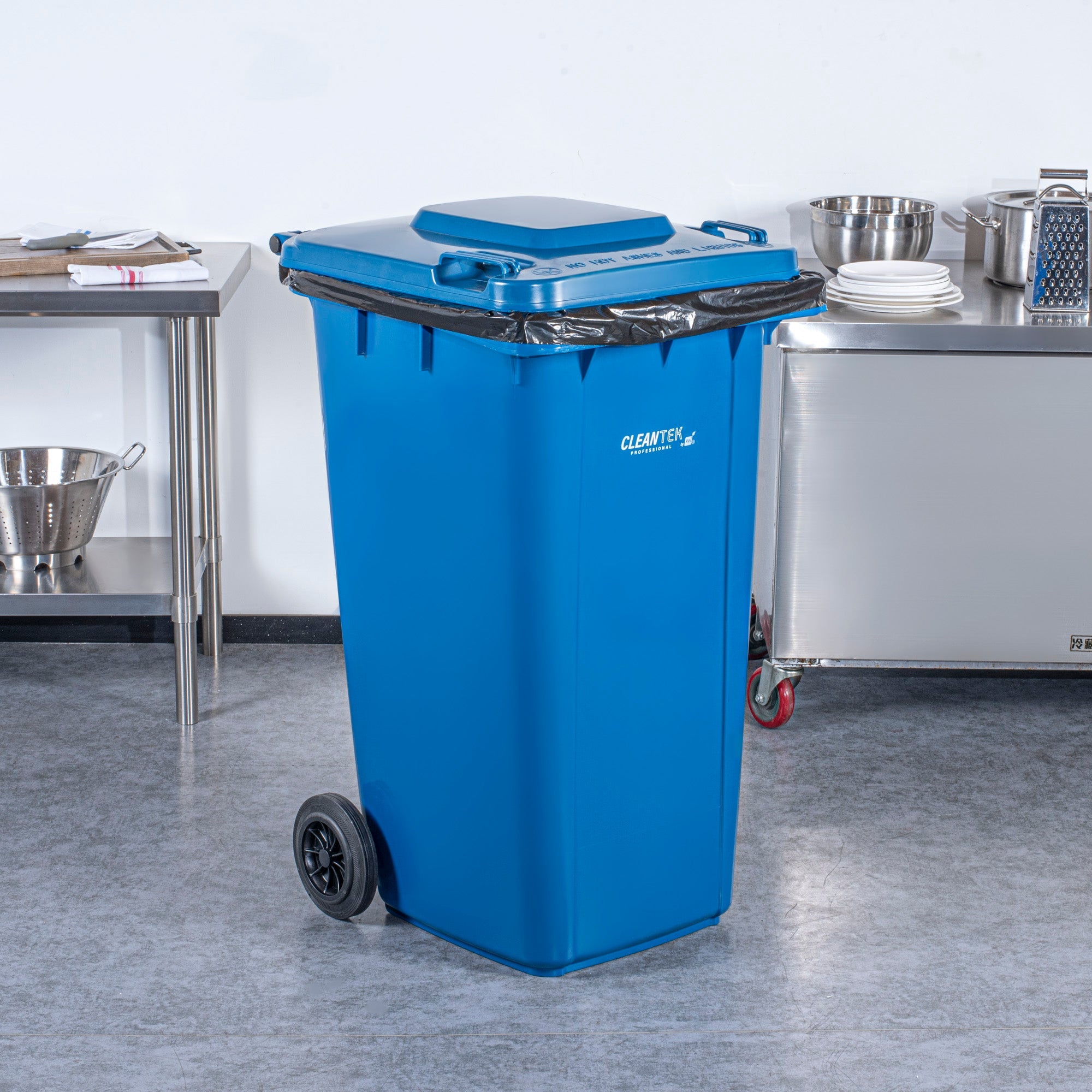 Clean Tek Professional 64 gal Rectangle Blue Plastic Wheeled Trash Can - with Lid - 28 1/2" x 23" x 43" - 1 count box