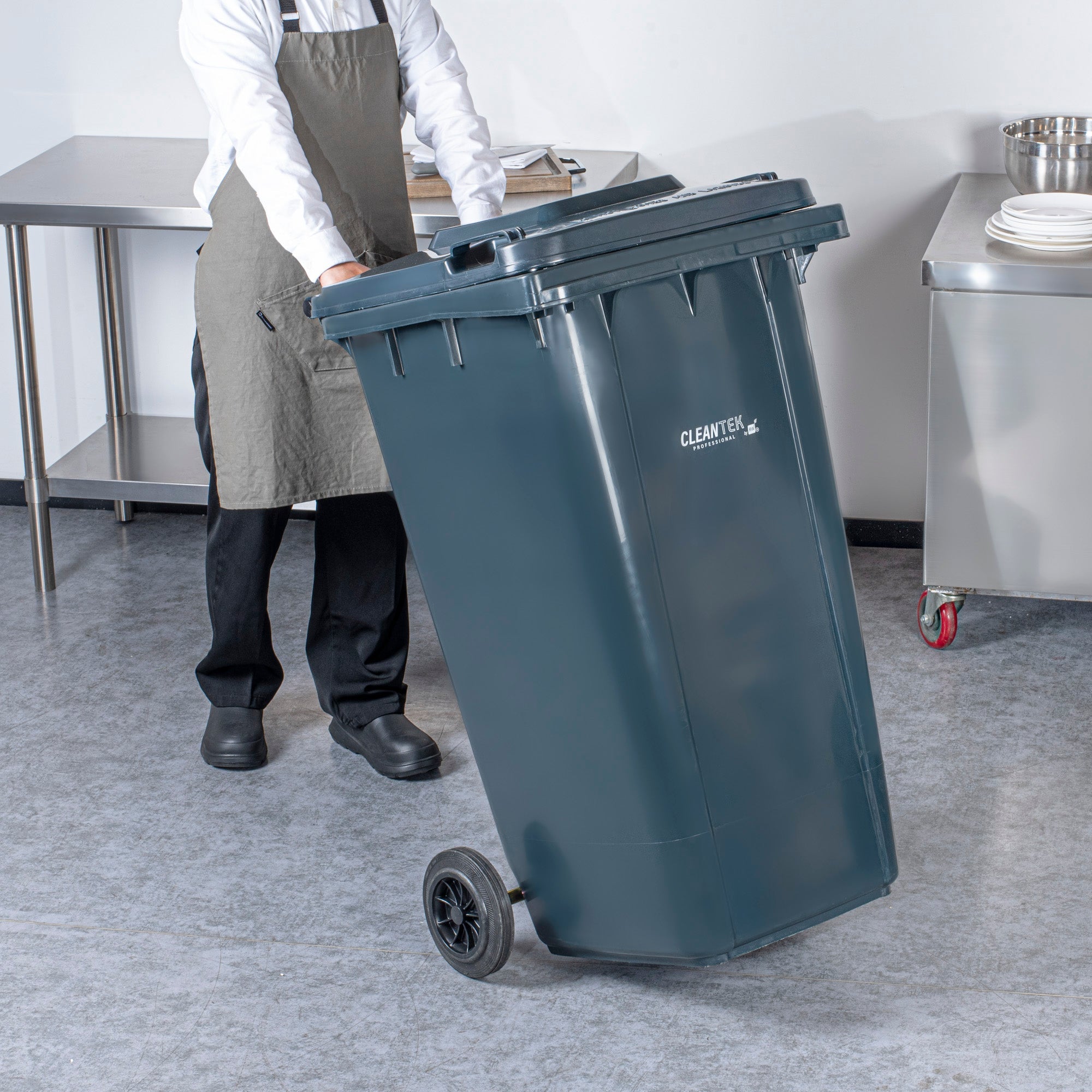 Clean Tek Professional 64 gal Rectangle Gray Plastic Wheeled Trash Can - with Lid - 28 1/2" x 23" x 43" - 1 count box