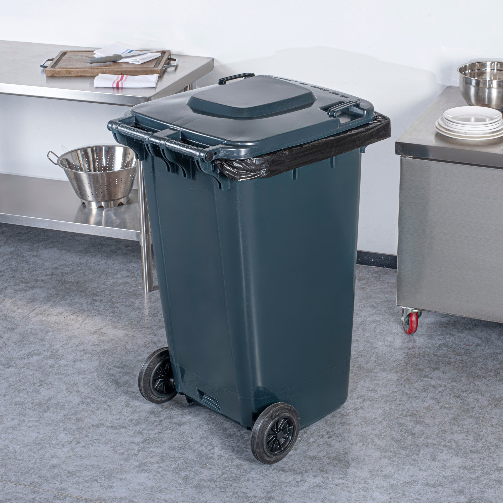 Clean Tek Professional 64 gal Rectangle Gray Plastic Wheeled Trash Can - with Lid - 28 1/2" x 23" x 43" - 1 count box