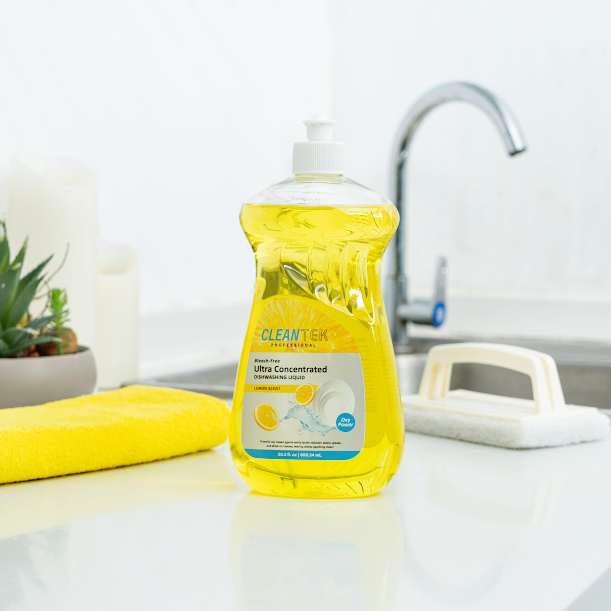 Clean Tek Professional 20.3 fl. oz Dishwashing Liquid - Ultra Concentrated, OXY Power, Lemon Scent - 1 count box
