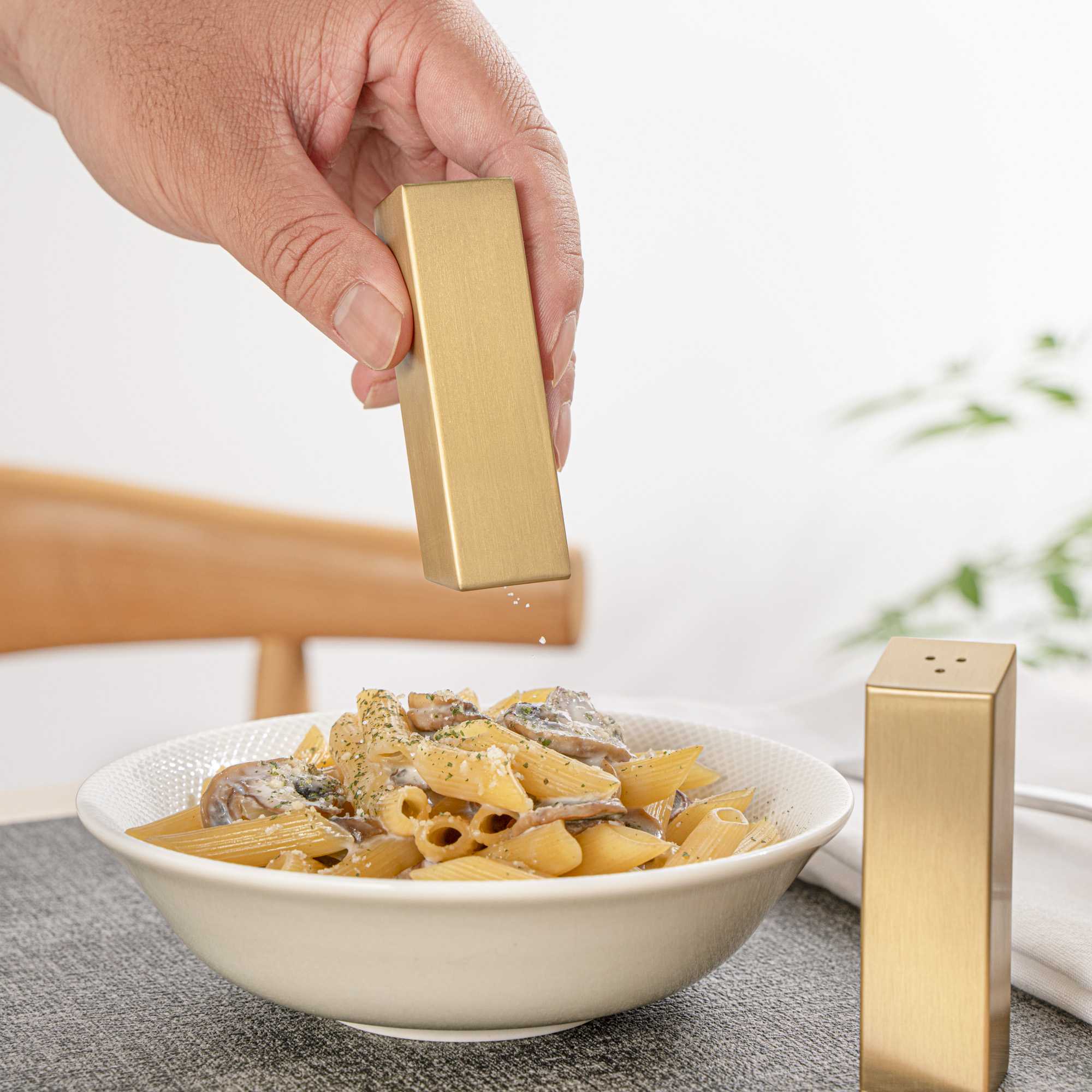 Chef 101 2 oz Gold Stainless Steel Rectangular Salt And Pepper Shaker Set - 1" x 1" x 3 1/4" - 1 count box