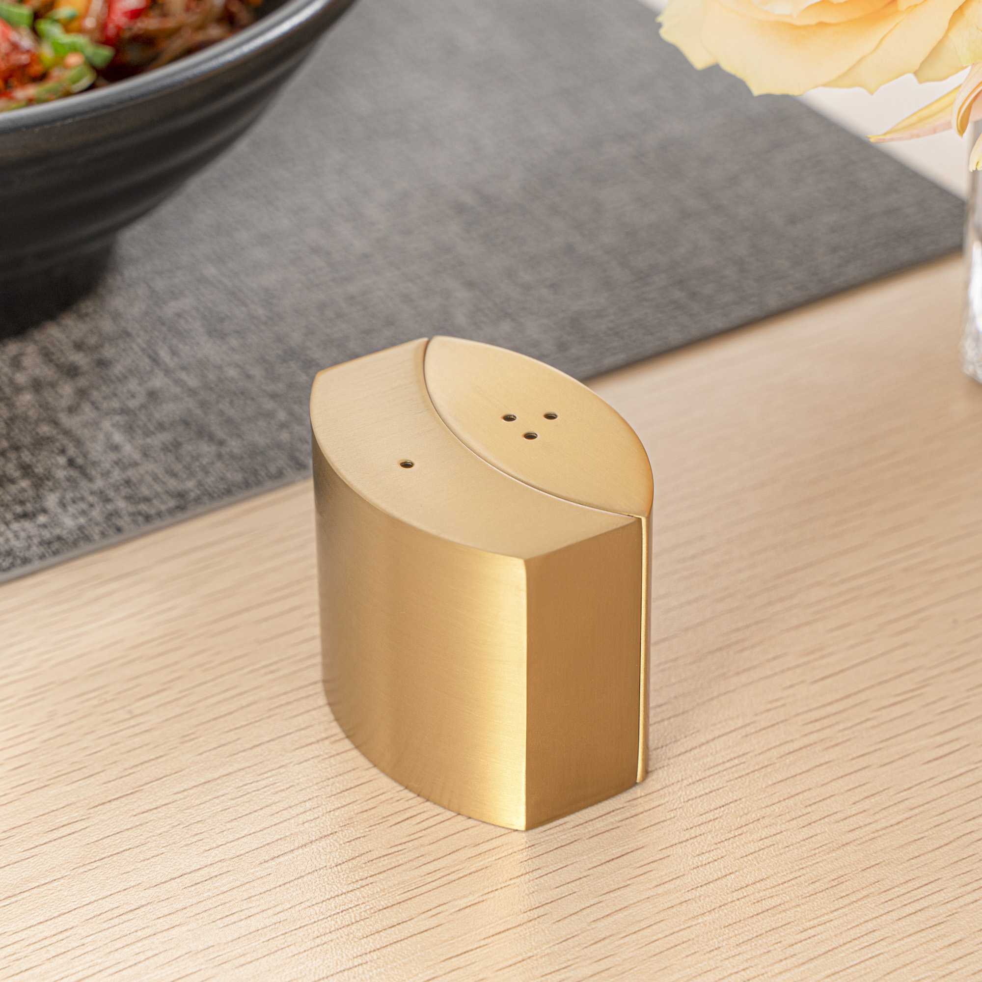 Chef 101 4 oz Gold Stainless Steel Embracing Salt And Pepper Shaker Set - 2.3 oz/2.1 oz - 2 1/2" x 2" x 1 3/4" - 1 count box