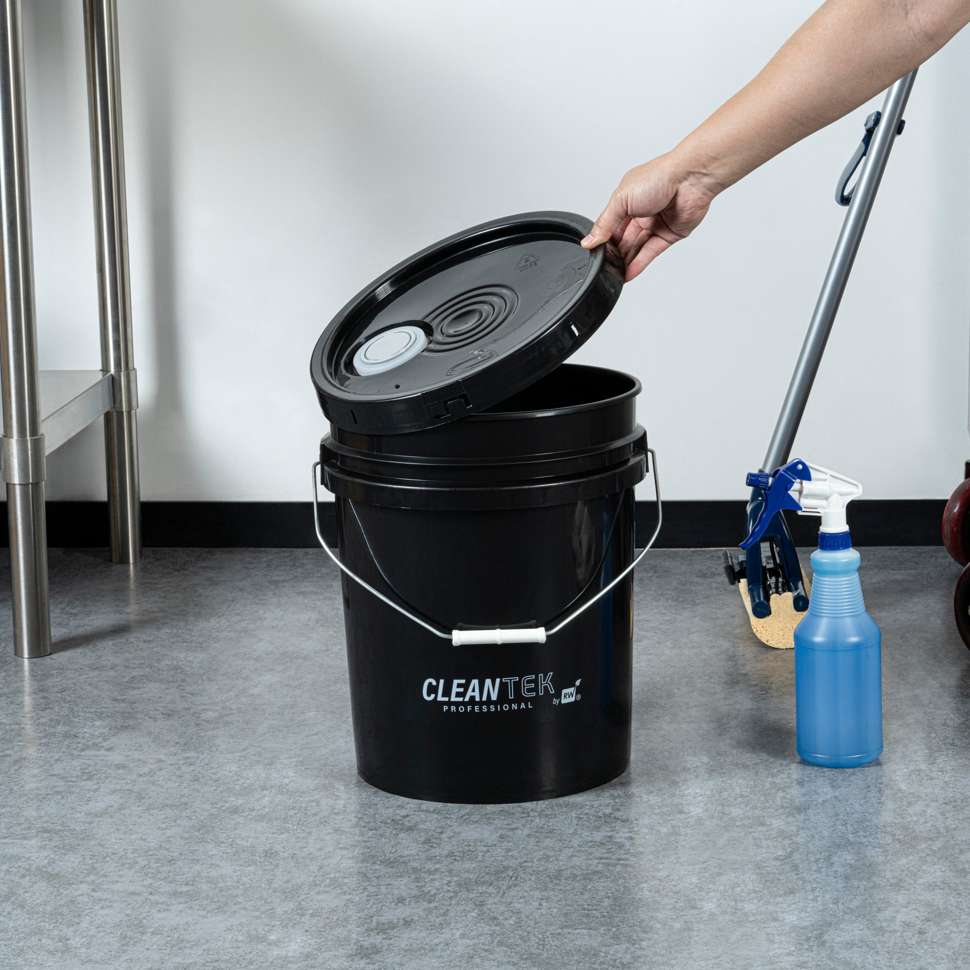 Clean Tek Professional Round Black Plastic Lid - Fits 3.5 and 5 Gal Pail, with Spout and Tear Tab, Gasket - 1 count box