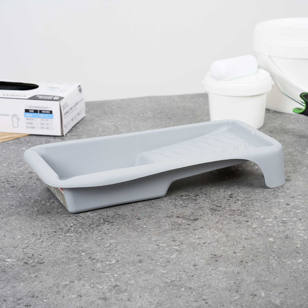 Handy Tek 1.5 qt Gray Plastic Paint Tray - 14" x 7" x 2 1/2" - 1 count box