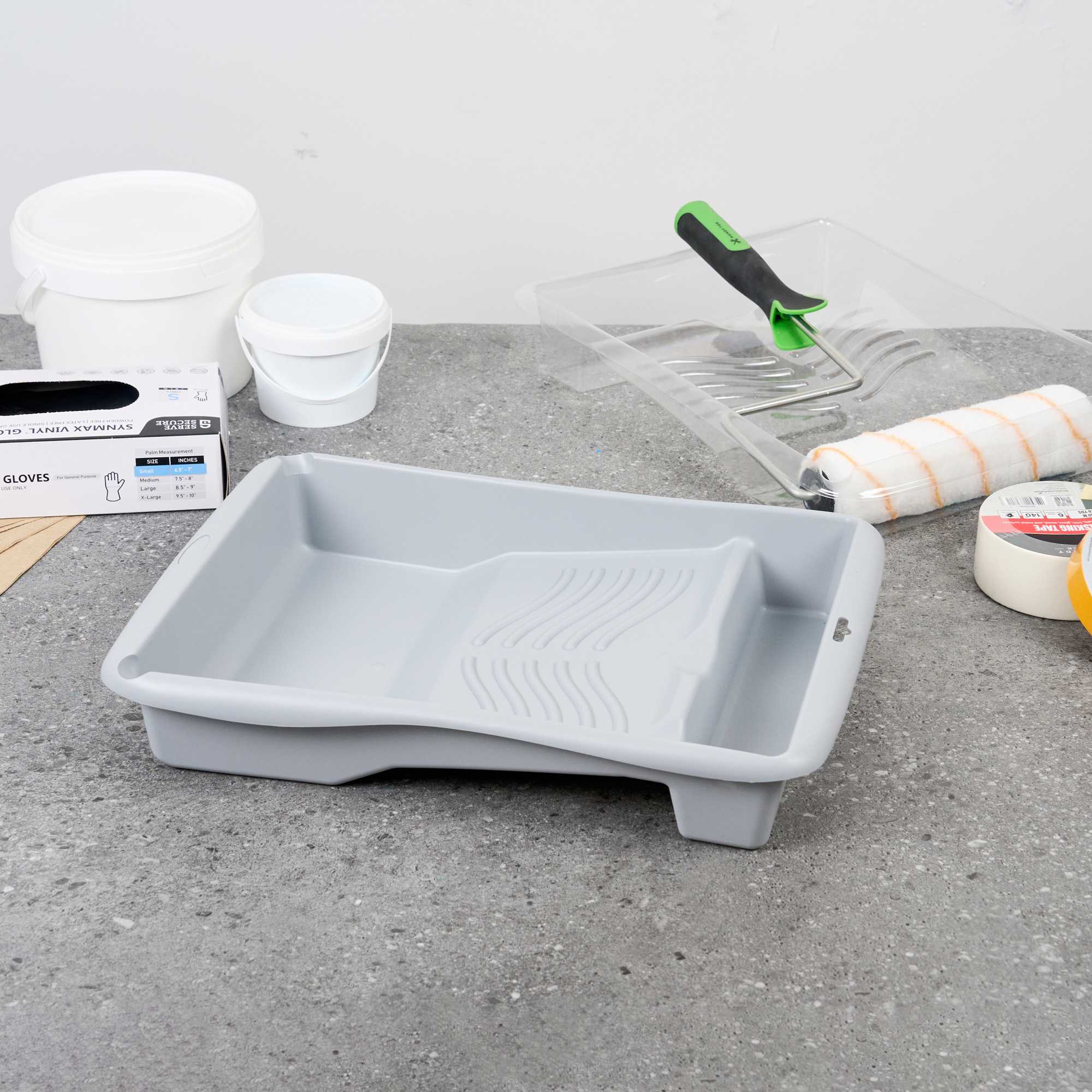 Handy Tek 1.5 gal 2-In-1 Gray Plastic Paint Tray - For Roller and Brush - 17 3/4" x 13" x 3" - 1 count box