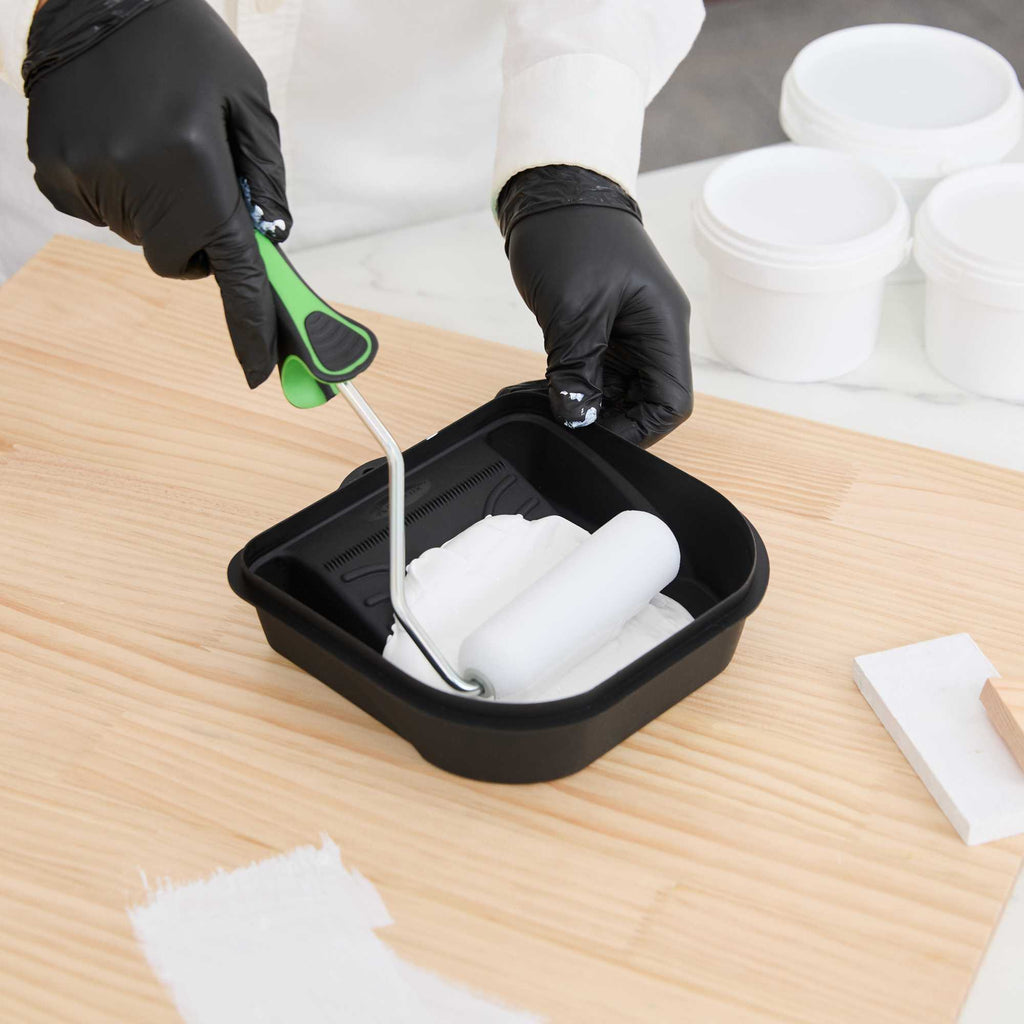 Handy Tek 27 oz Black Plastic Paint Tray / Pail Lid - Fits 0.5 gal Paint Pail - 7" x 7" x 1 3/4" - 1 count box