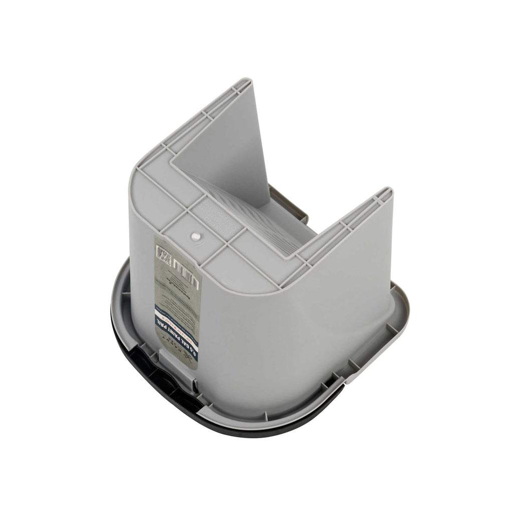 Handy Tek 0.5 gal Gray Plastic Paint Pail - with Magnetic Brush Holder - 7 3/4" x 7 1/2" x 6 3/4" - 1 count box