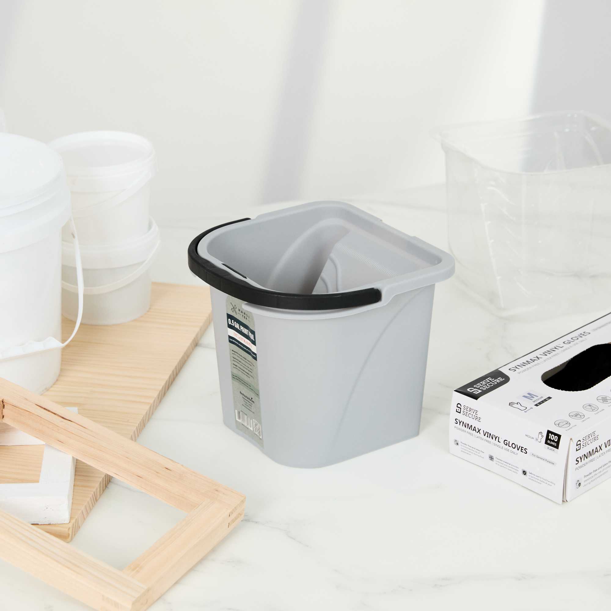 Handy Tek 0.5 gal Gray Plastic Paint Pail - with Magnetic Brush Holder - 7 3/4" x 7 1/2" x 6 3/4" - 50 count box