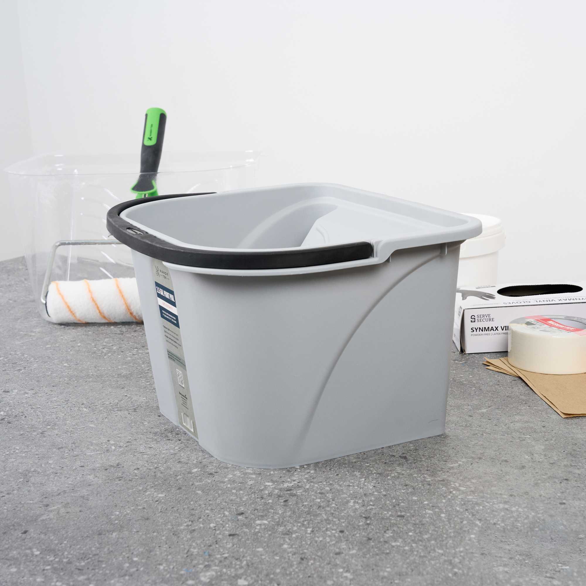 Handy Tek 3.5 gal Gray Plastic Paint Pail - 15 3/4" x 12 3/4" x 9" - 1 count box