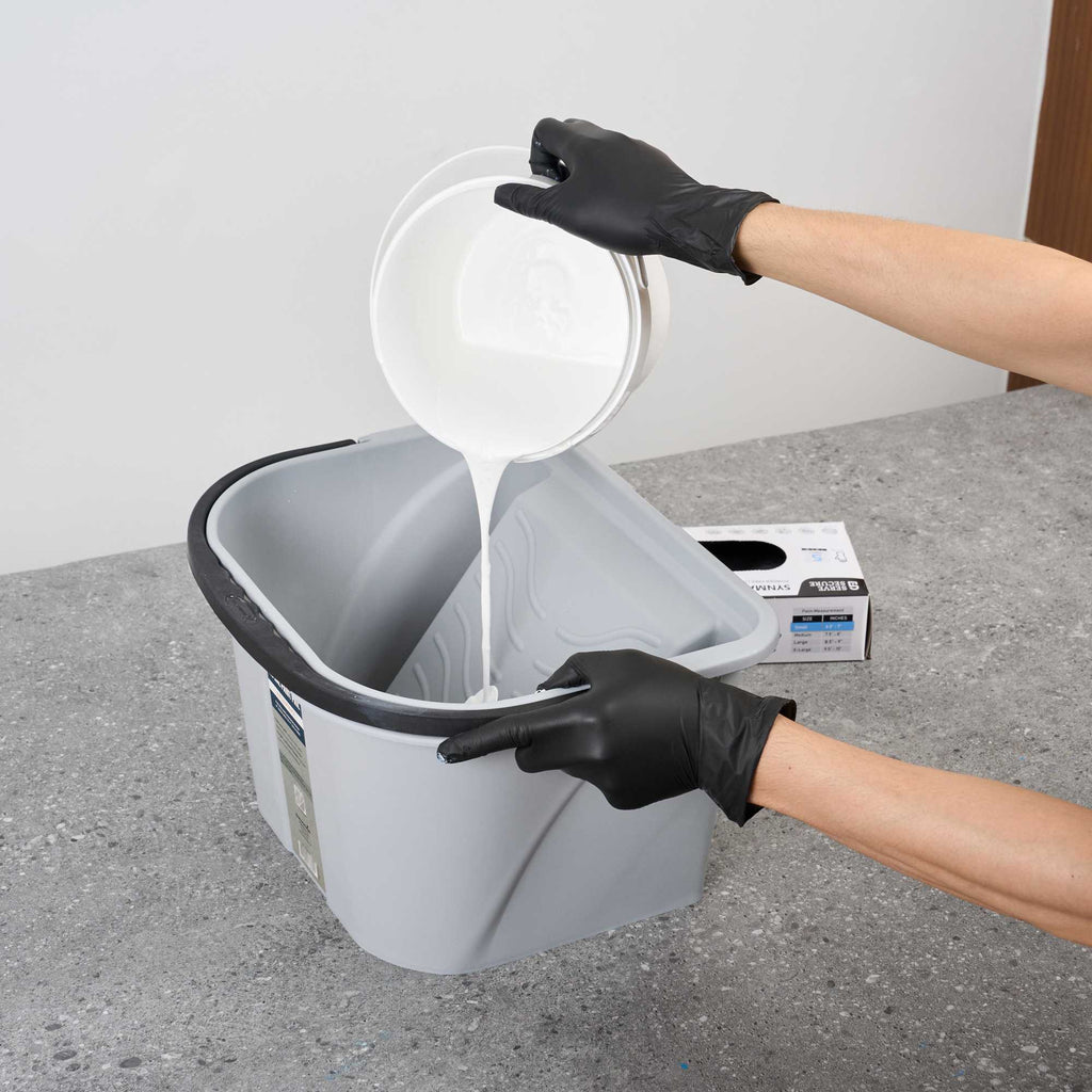 Handy Tek 3.5 gal Gray Plastic Paint Pail - 15 3/4" x 12 3/4" x 9" - 12 count box