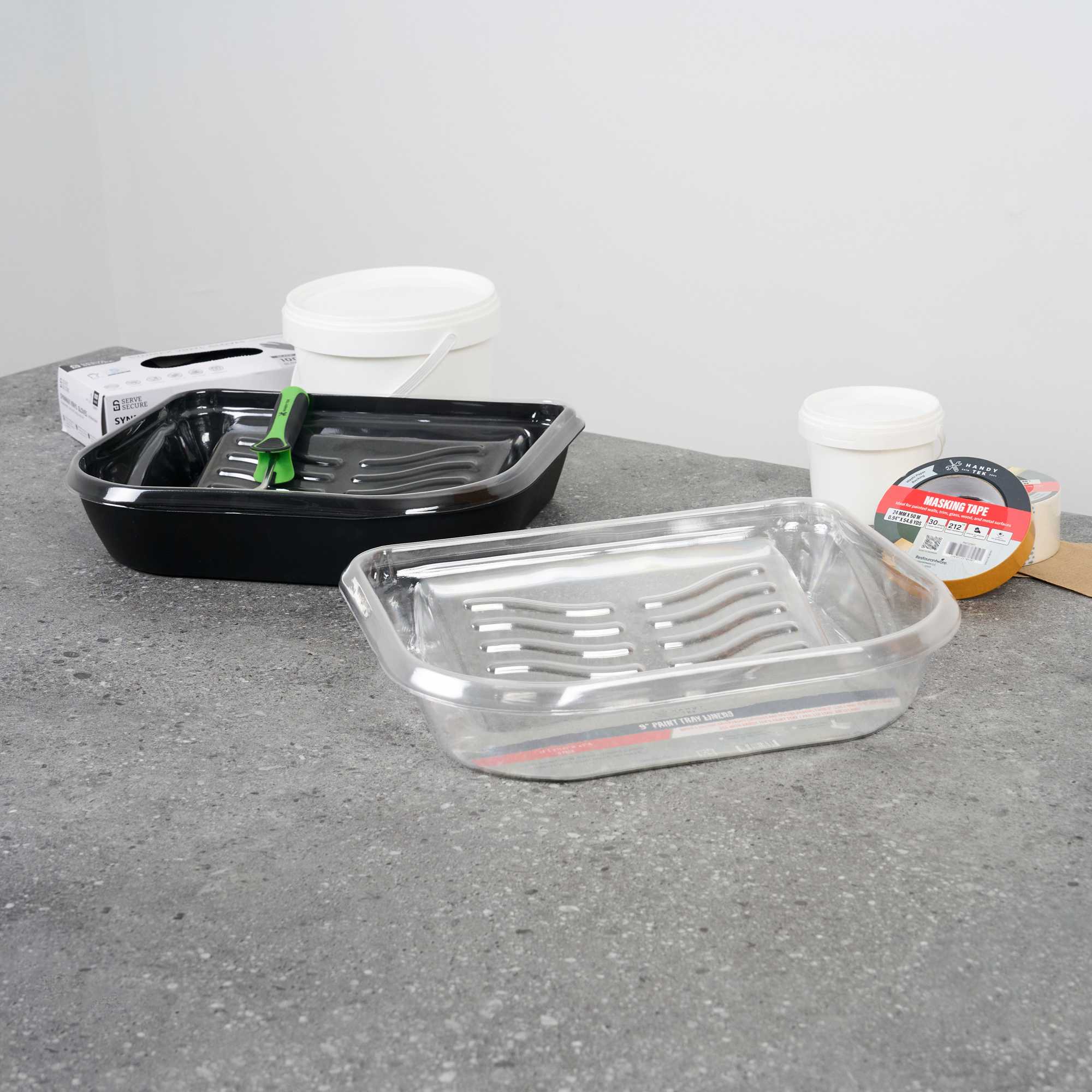 Handy Tek Clear Plastic Paint Tray Liner - Fits 120 qt Paint Tray / Pail Lid - 14" x 11 1/4" x 3" - 120 count box