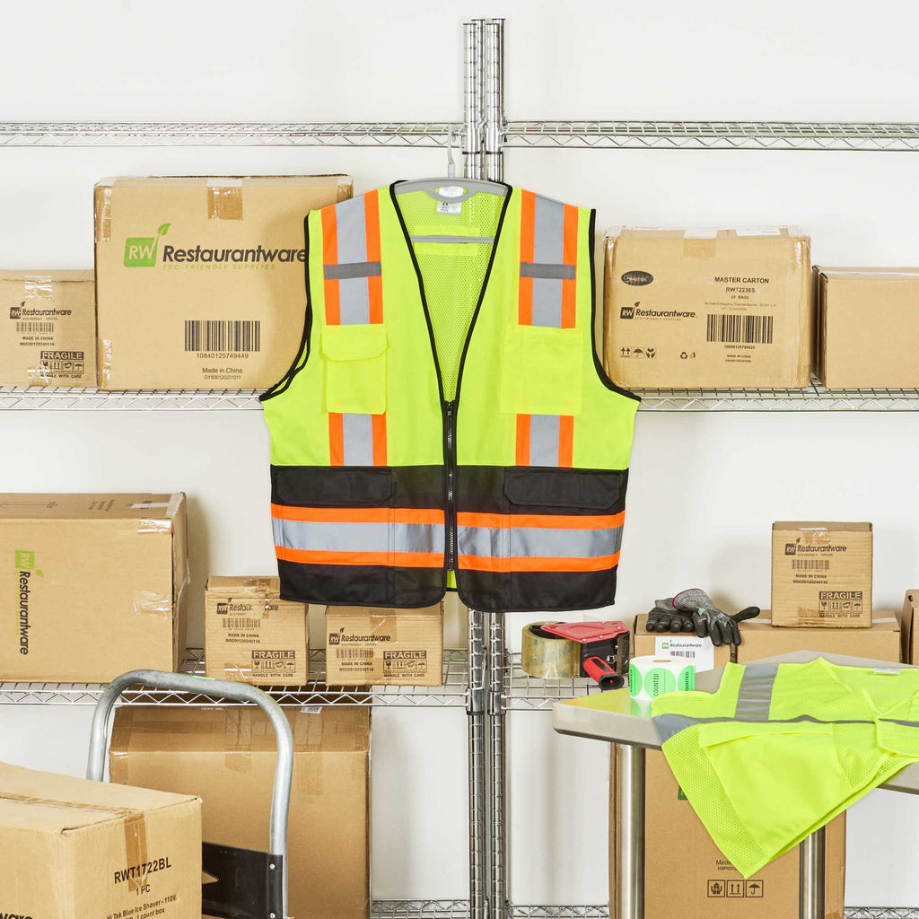 Be Safe Type R Class 2 Lime L/XL Deluxe High Visibility Safety Vest - Zipper Closure, Black Panel, Reflective Tape - 1 count box