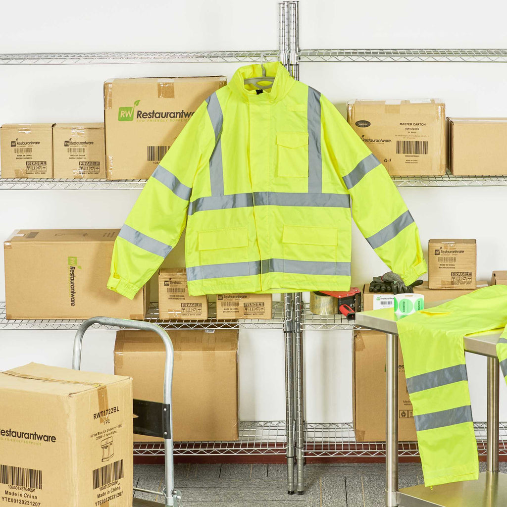 Be Safe Type R Class 3 Lime M High Visibility Lightweight Rain Jacket - Zipper Closure, Reflective Tape - 1 count box