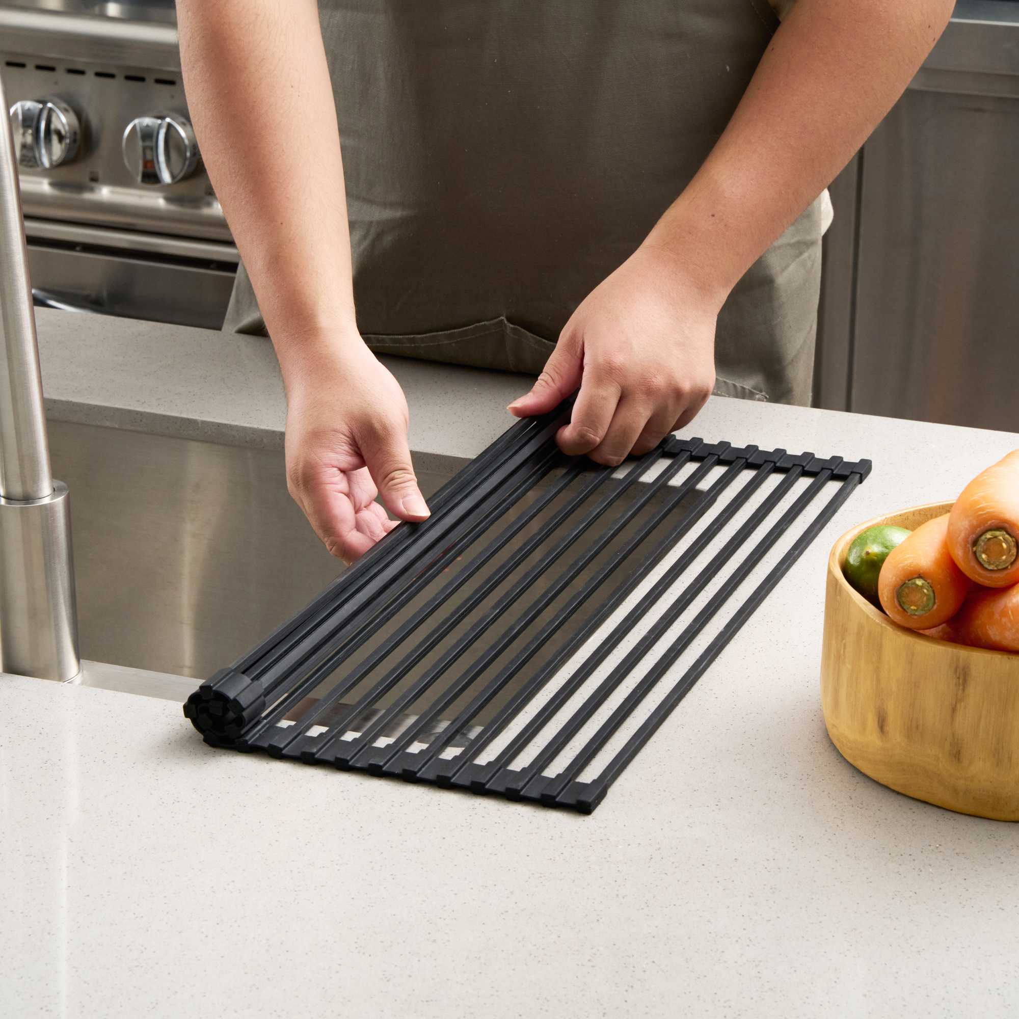 Clean Tek Professional Black Steel Over-Sink Roll-Up Drying Rack - Non-Slip - 20 1/2" x 13" - 1 count box