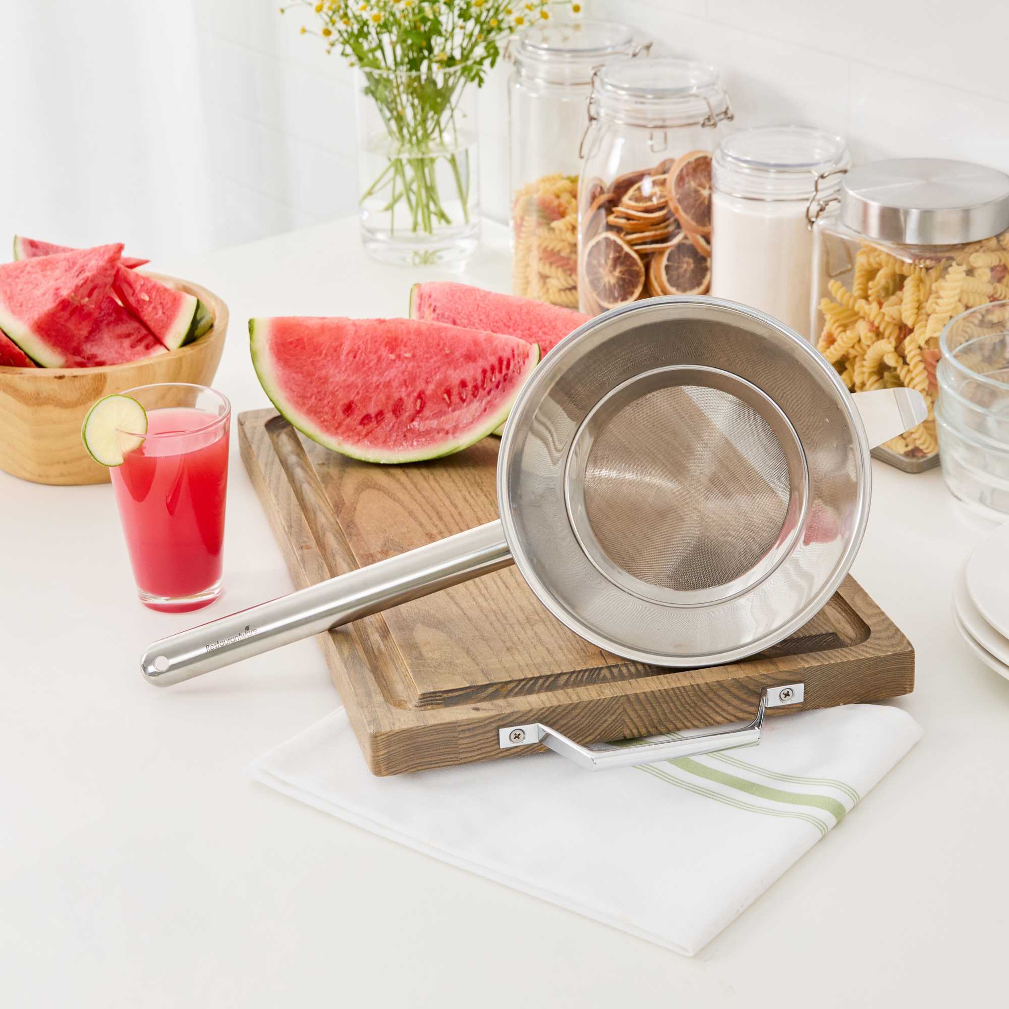 Met Lux Stainless Steel Bouillon / Chinois Strainer - Extra Fine Mesh - 8" - 1 count box