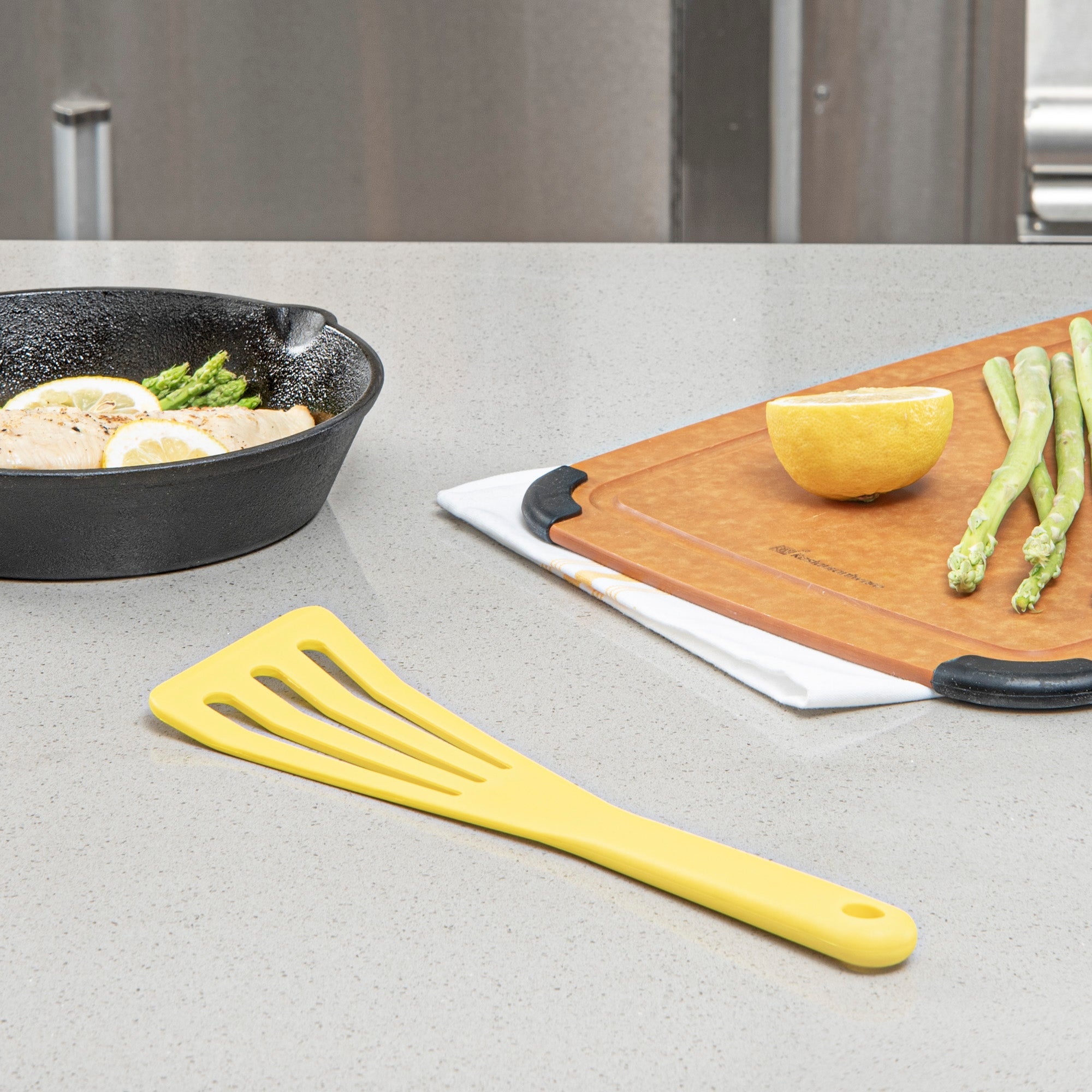 Met Lux Yellow Silicone High Temperature Slotted Turner / Spatula - 12 1/4" - 200 count box
